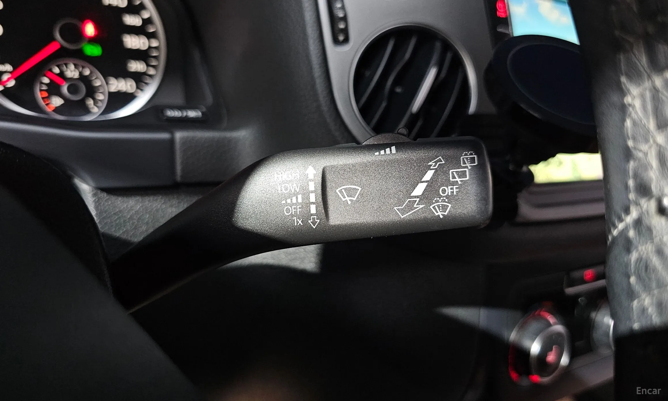 Volkswagen New Tiguan превью 14