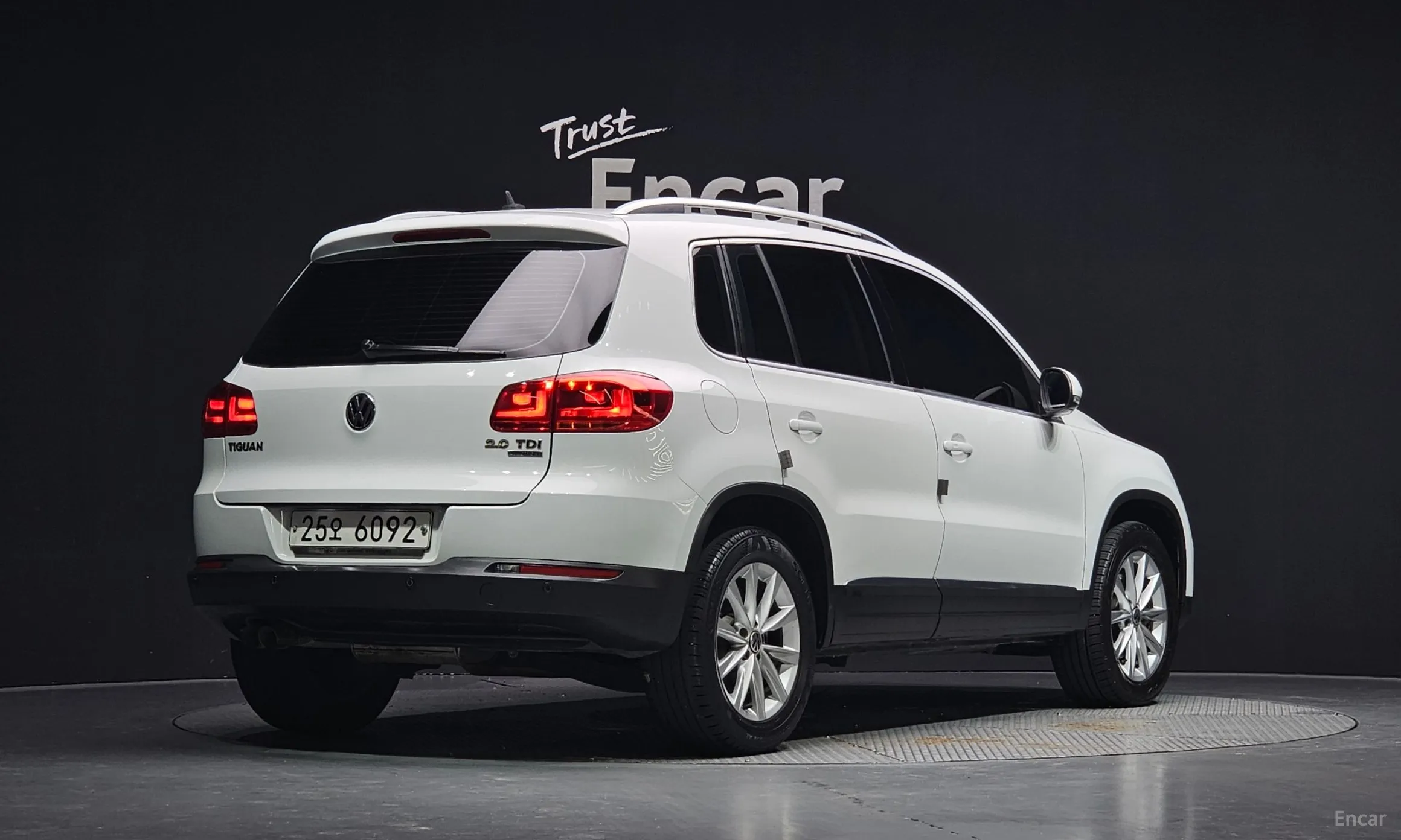 Volkswagen New Tiguan превью 2