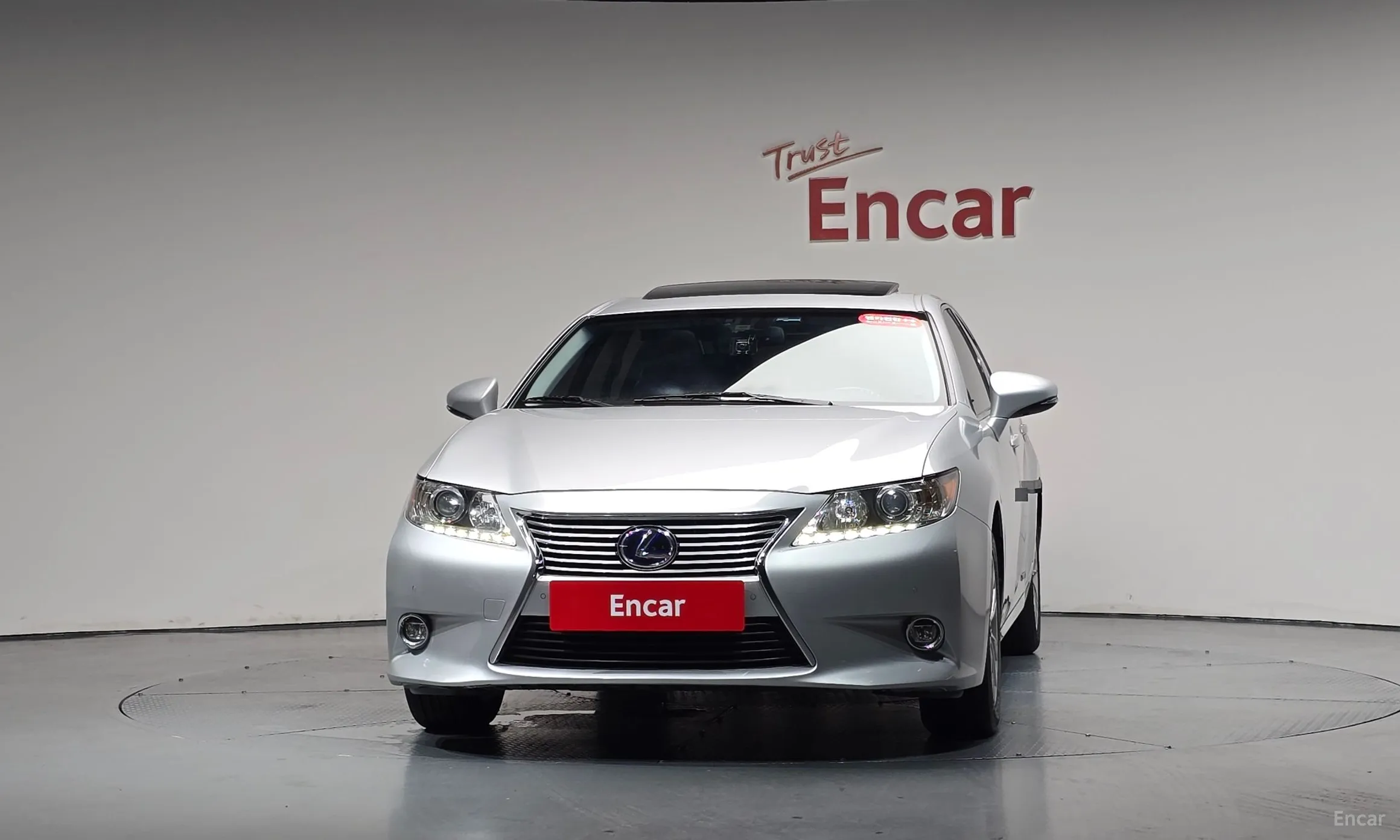 Lexus New ES300h превью 3
