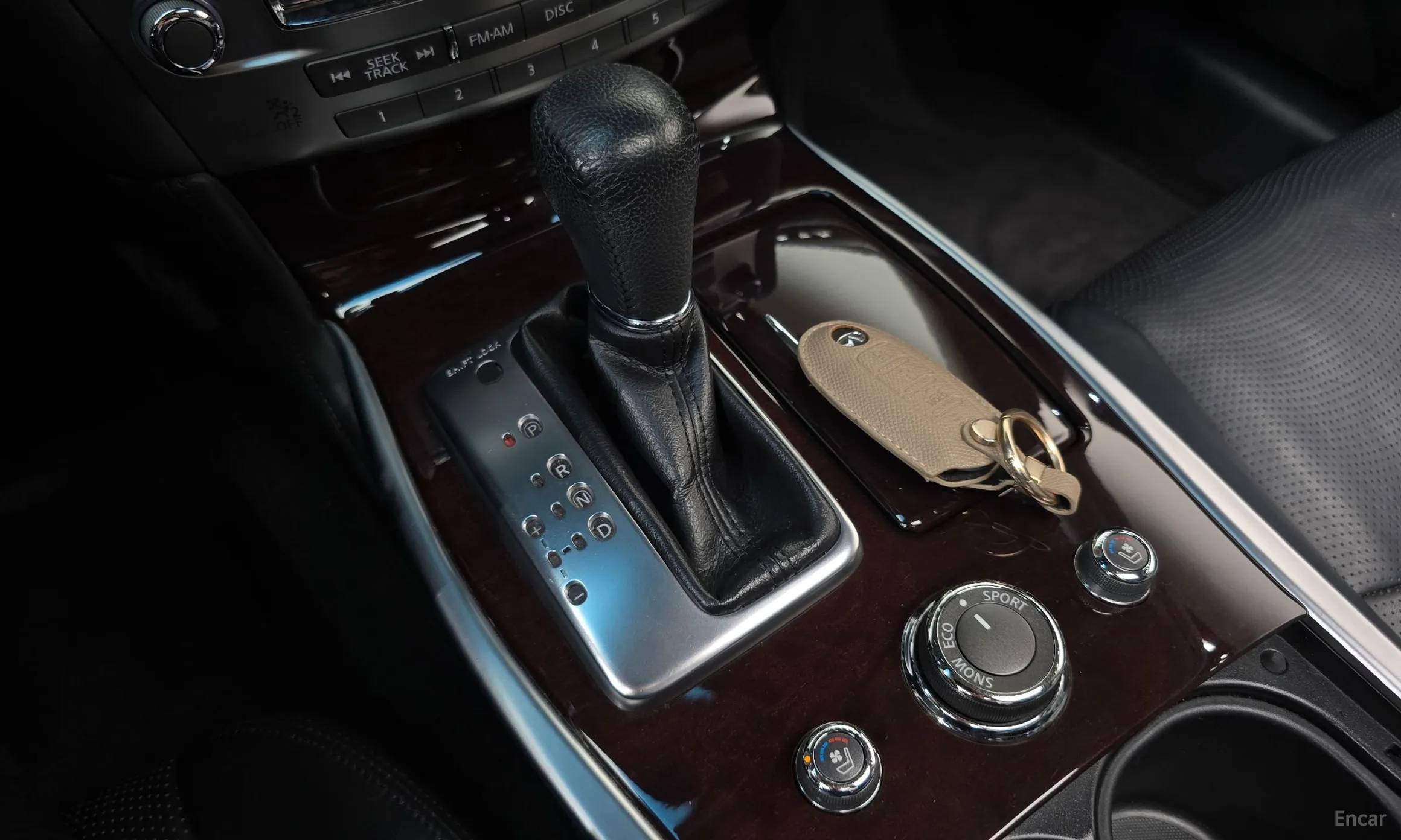 Infiniti M37 превью 9