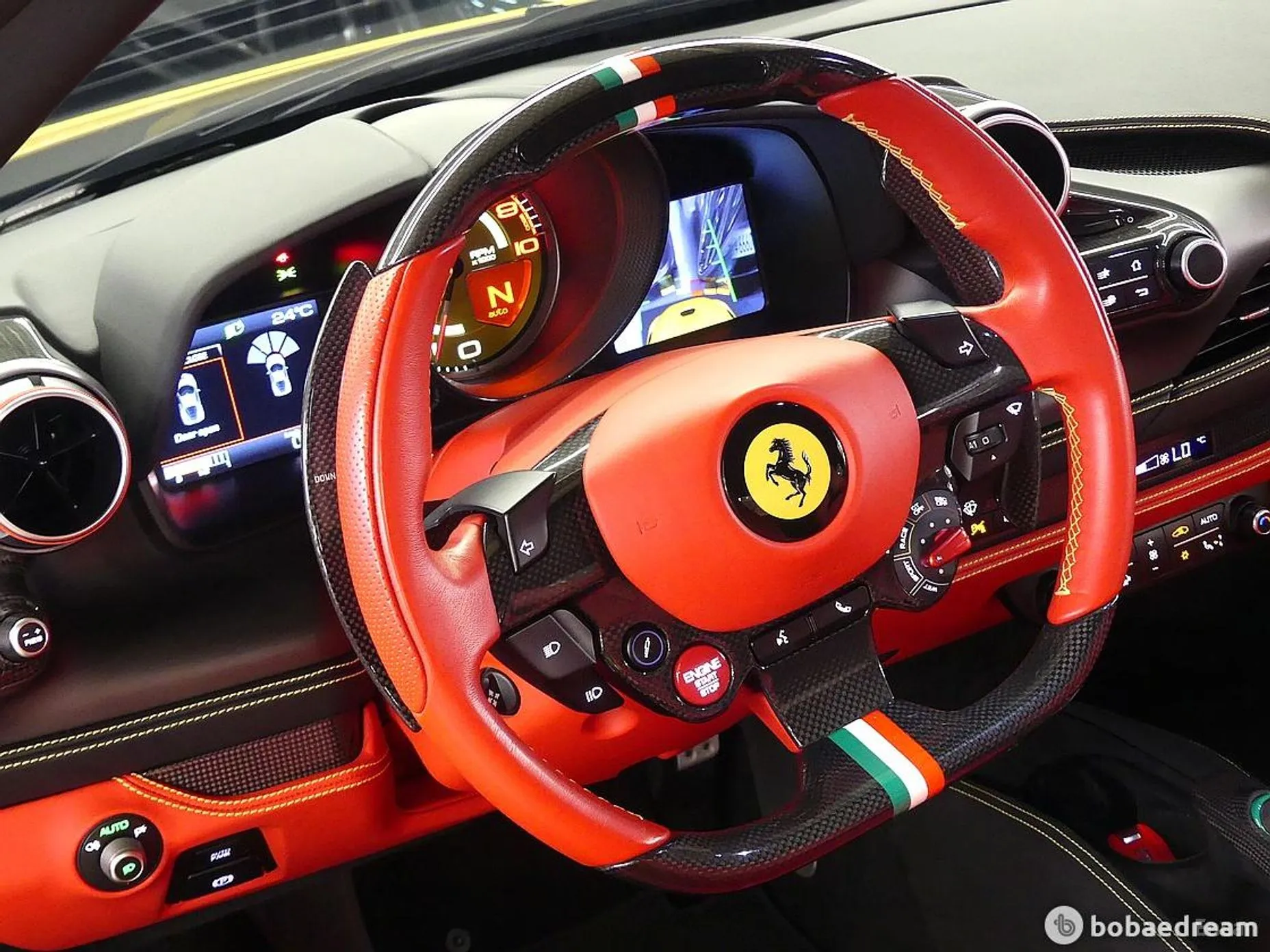 Ferrari F8 Tributo превью 12
