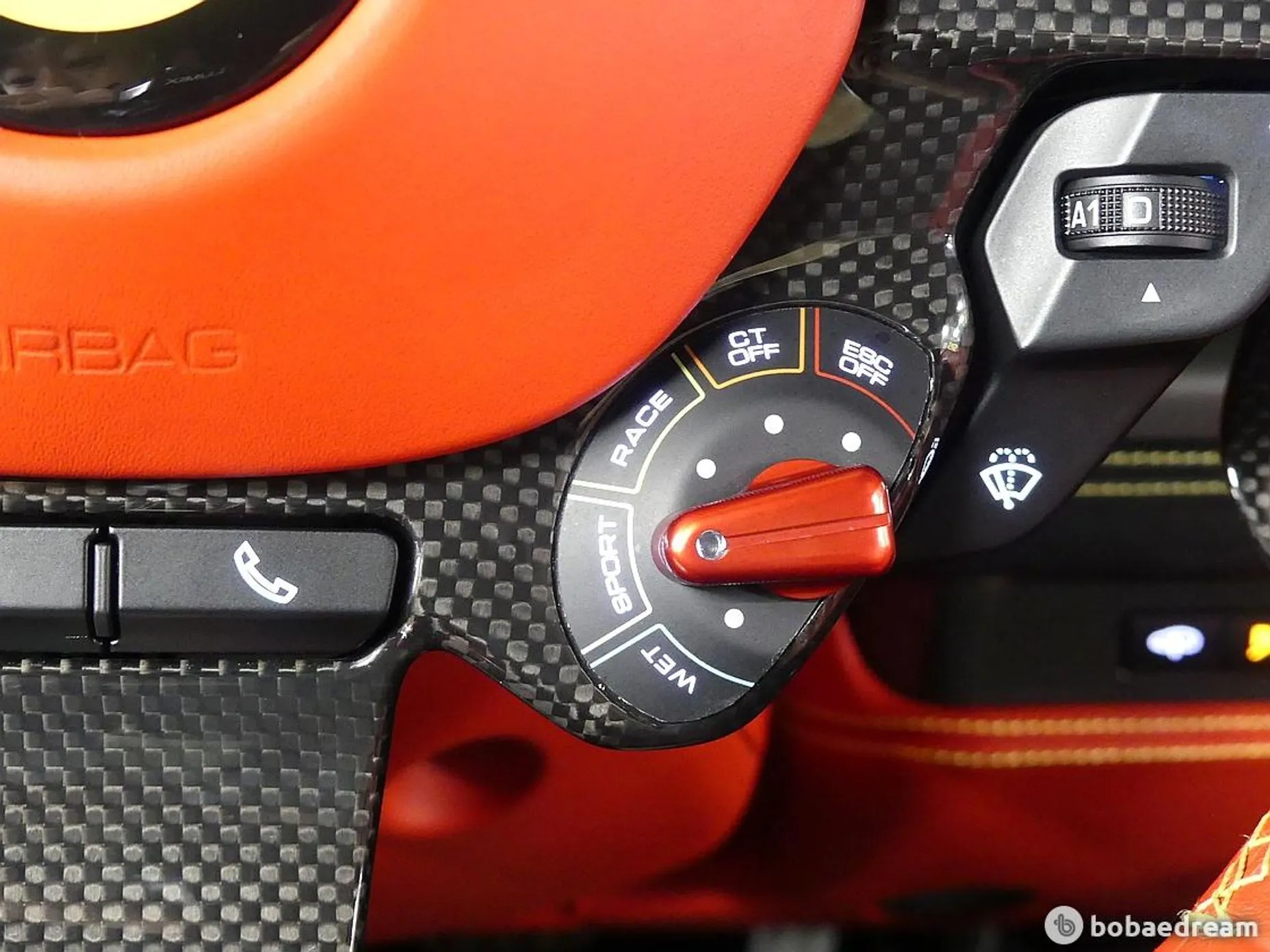 Ferrari F8 Tributo превью 16