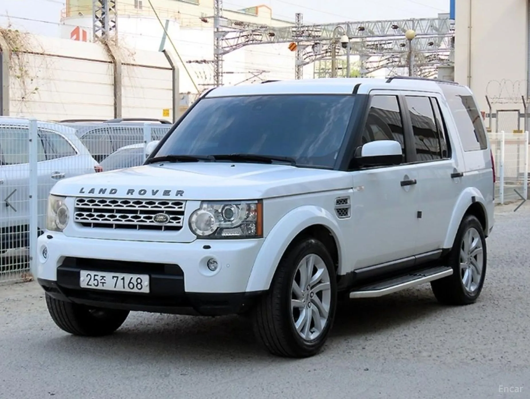 Land Rover Discovery 4