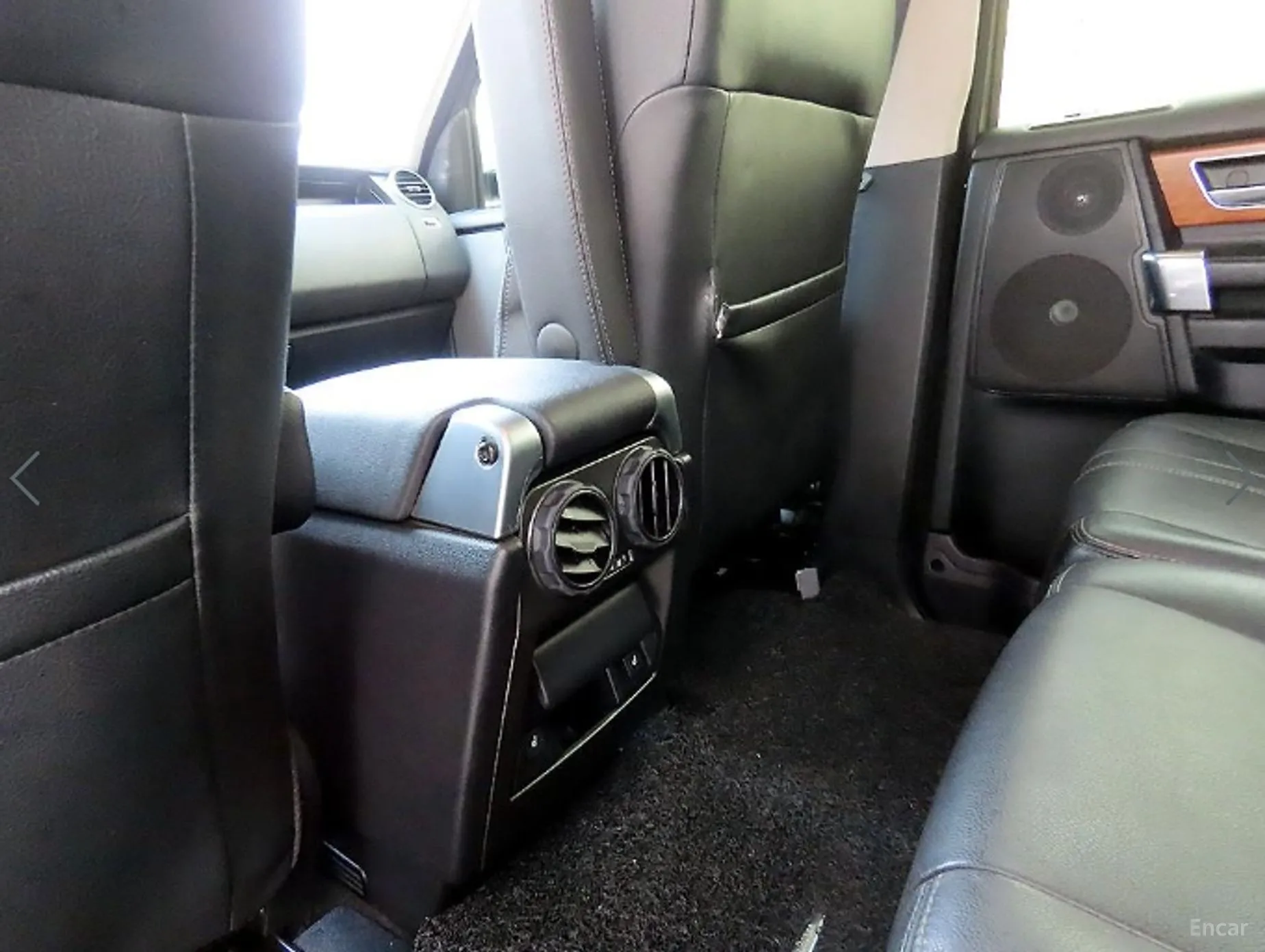 Land Rover Discovery 4 превью 16