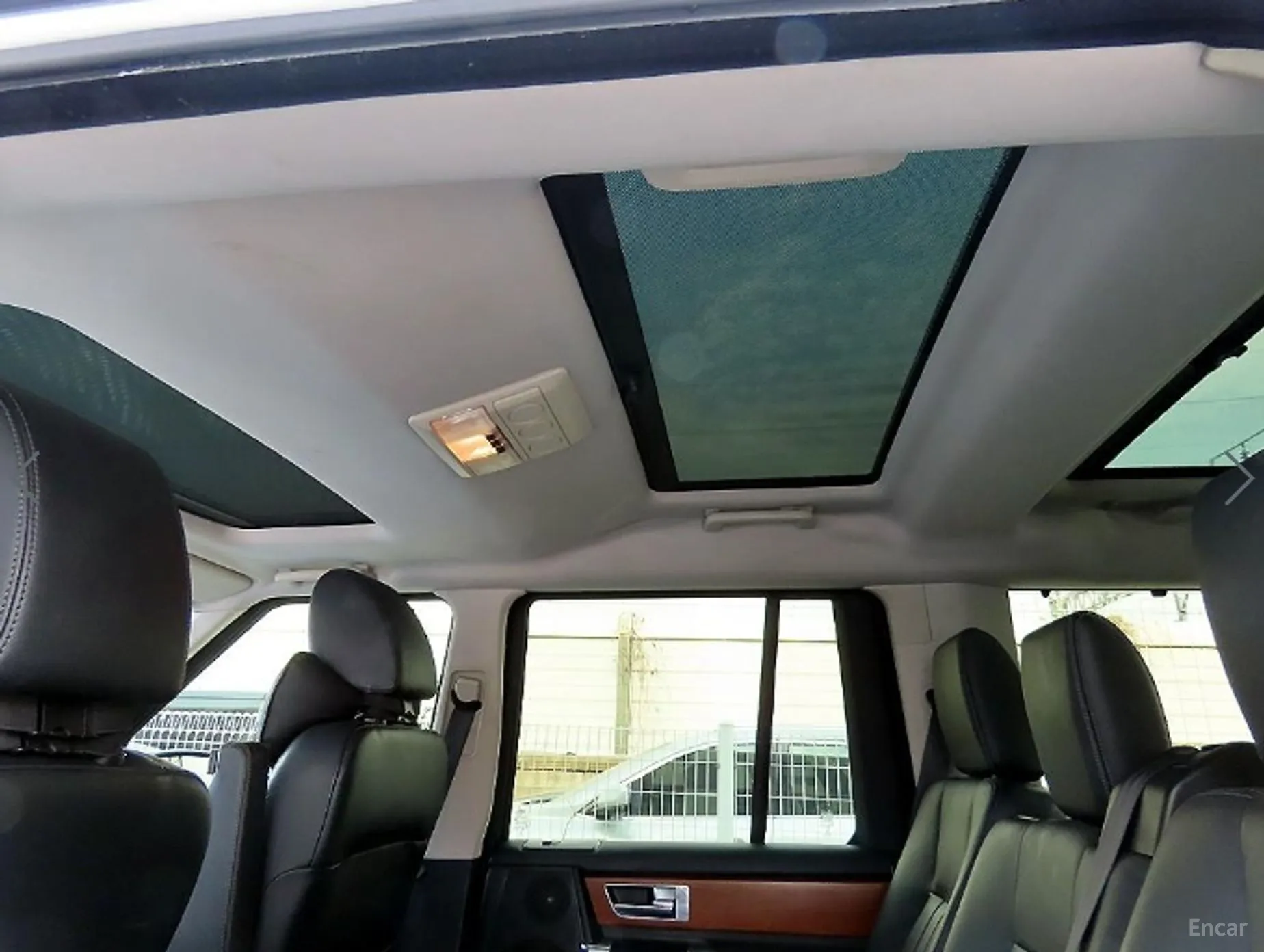 Land Rover Discovery 4 превью 17