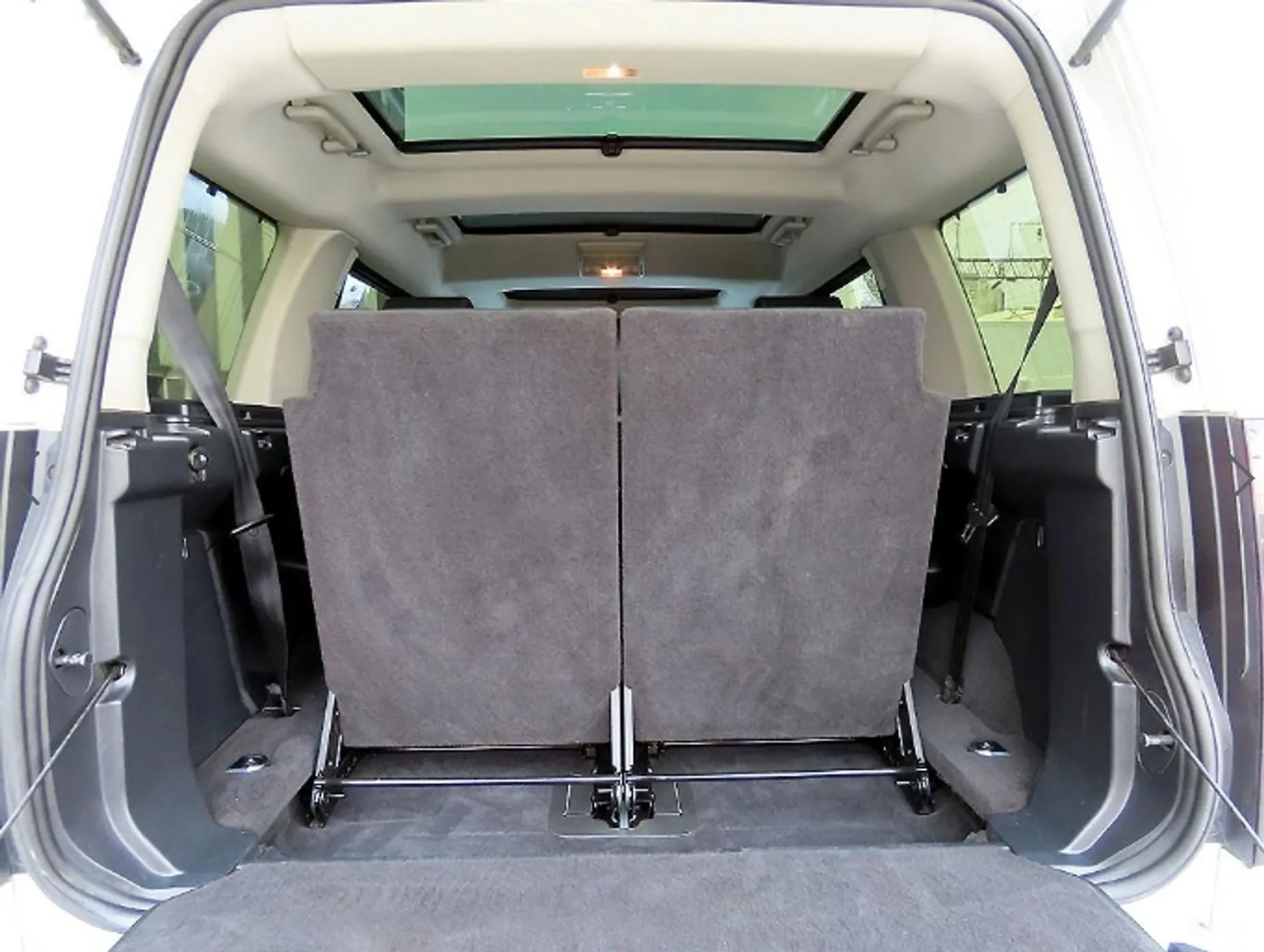 Land Rover Discovery 4 превью 18