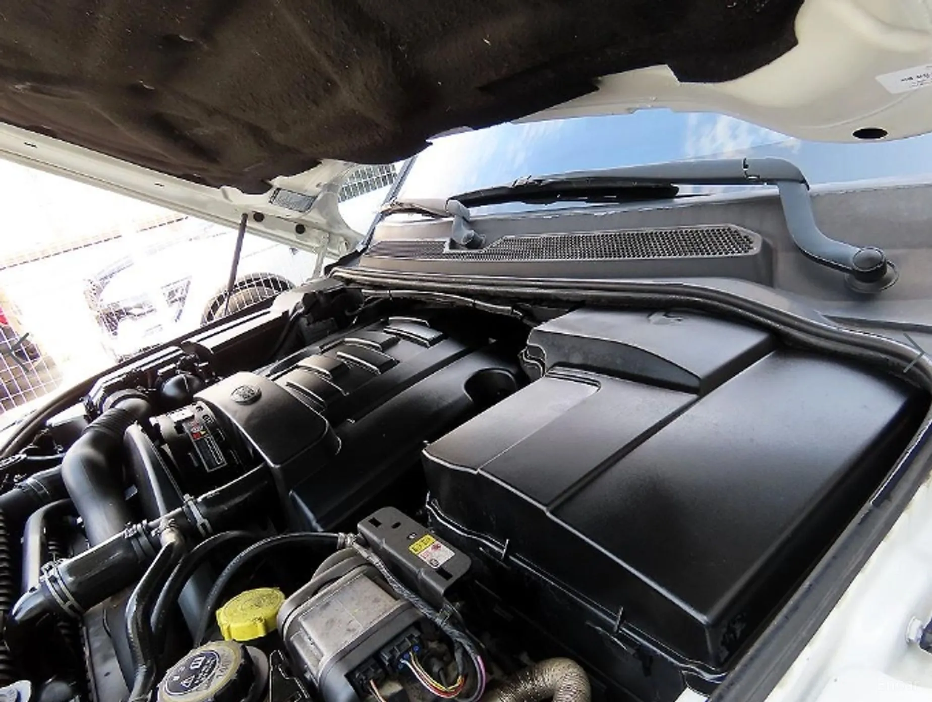 Land Rover Discovery 4 превью 19