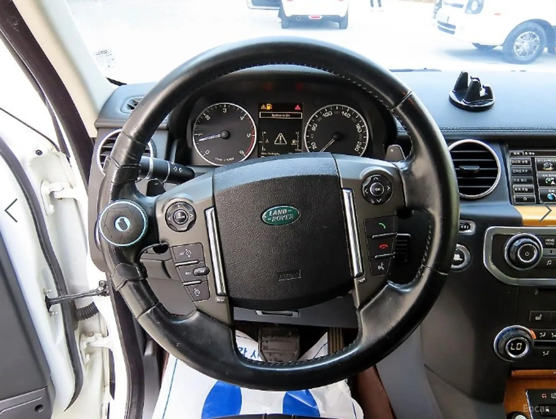 Land Rover Discovery 4 превью 8
