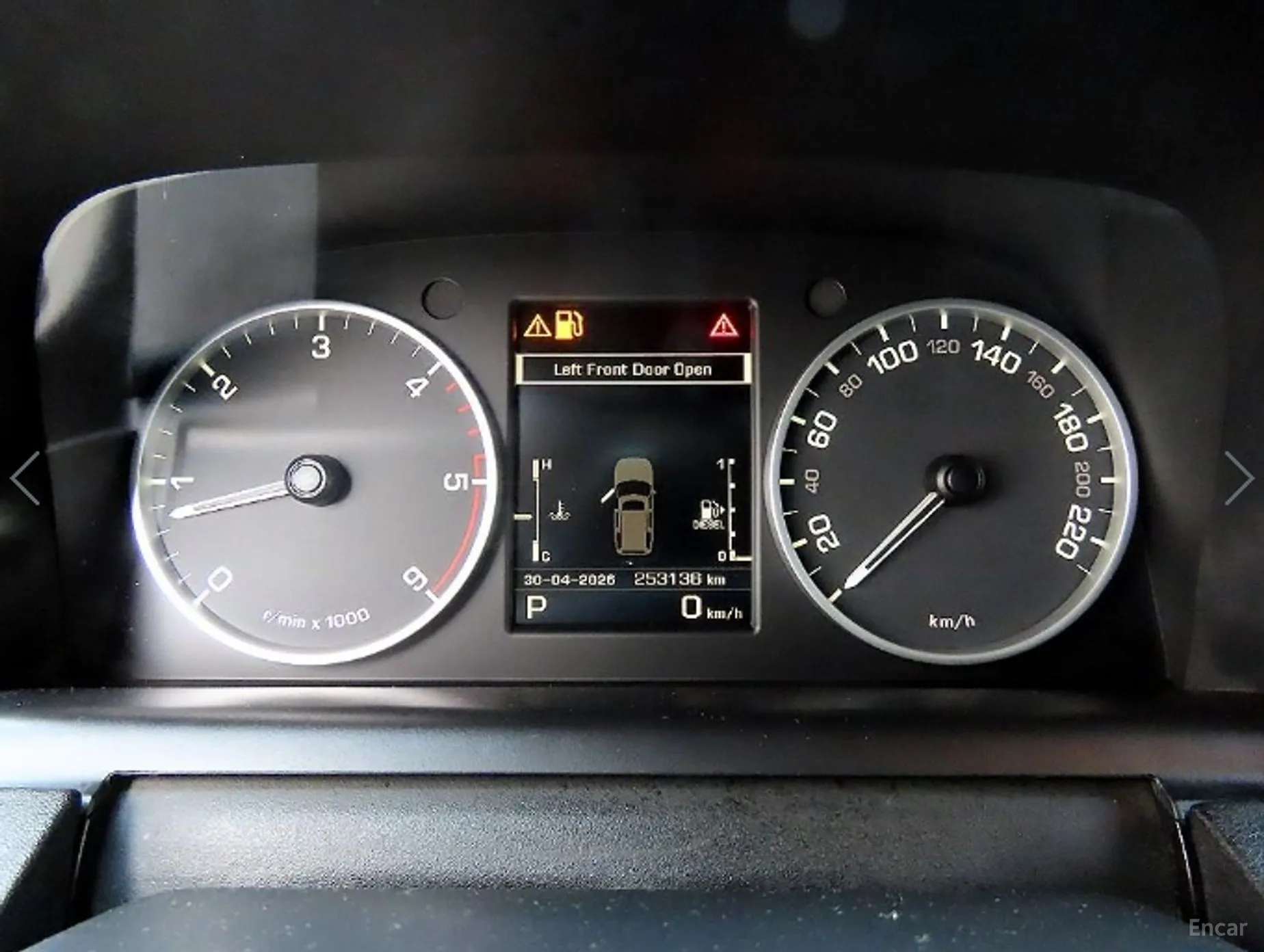 Land Rover Discovery 4 превью 9