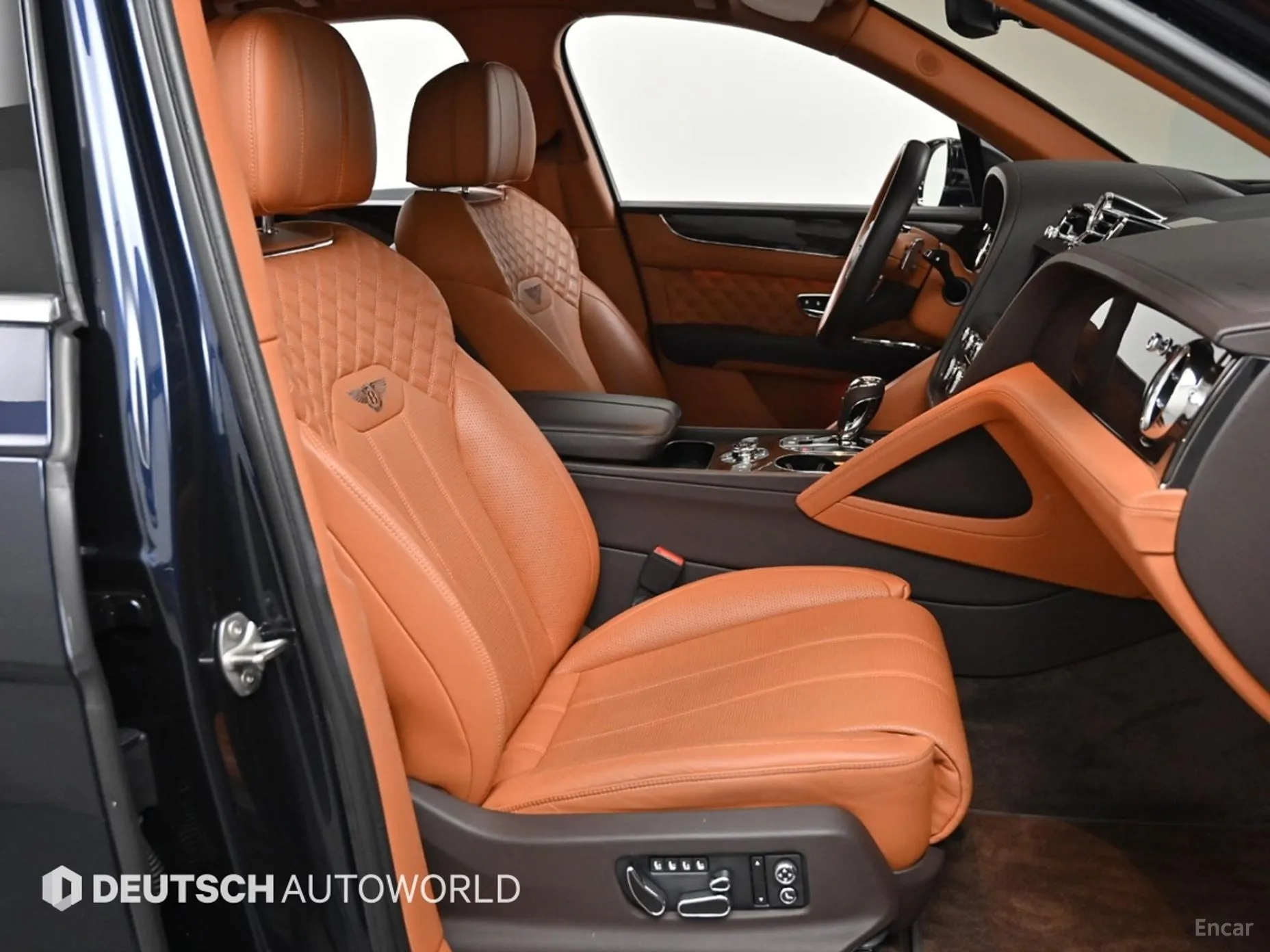 Bentley Bentayga превью 10