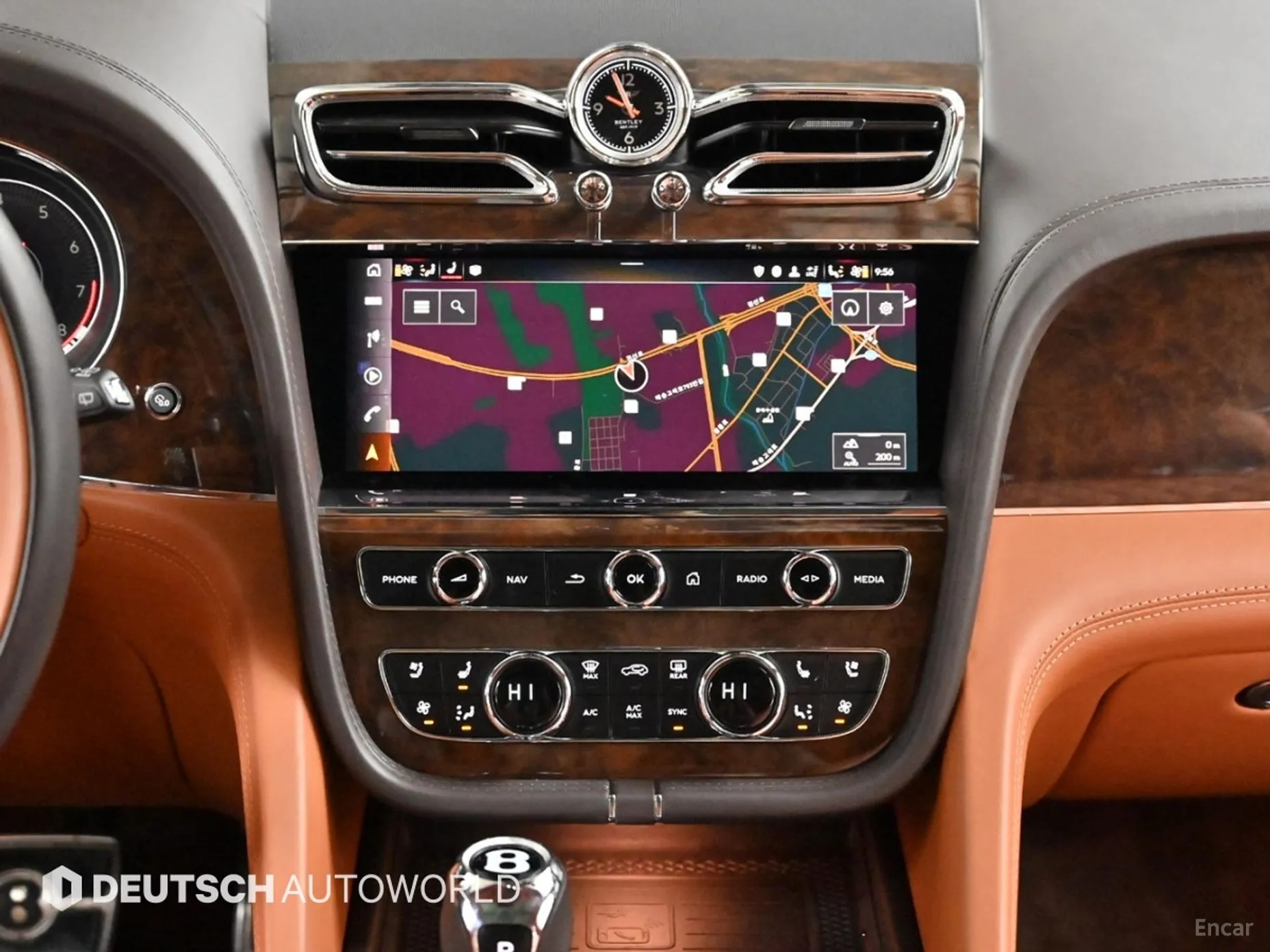 Bentley Bentayga превью 14
