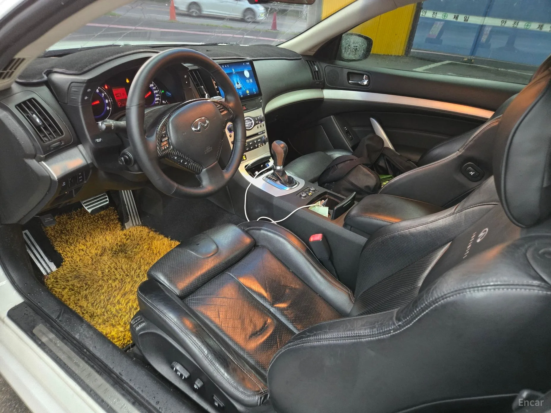 Infiniti G37 превью 11