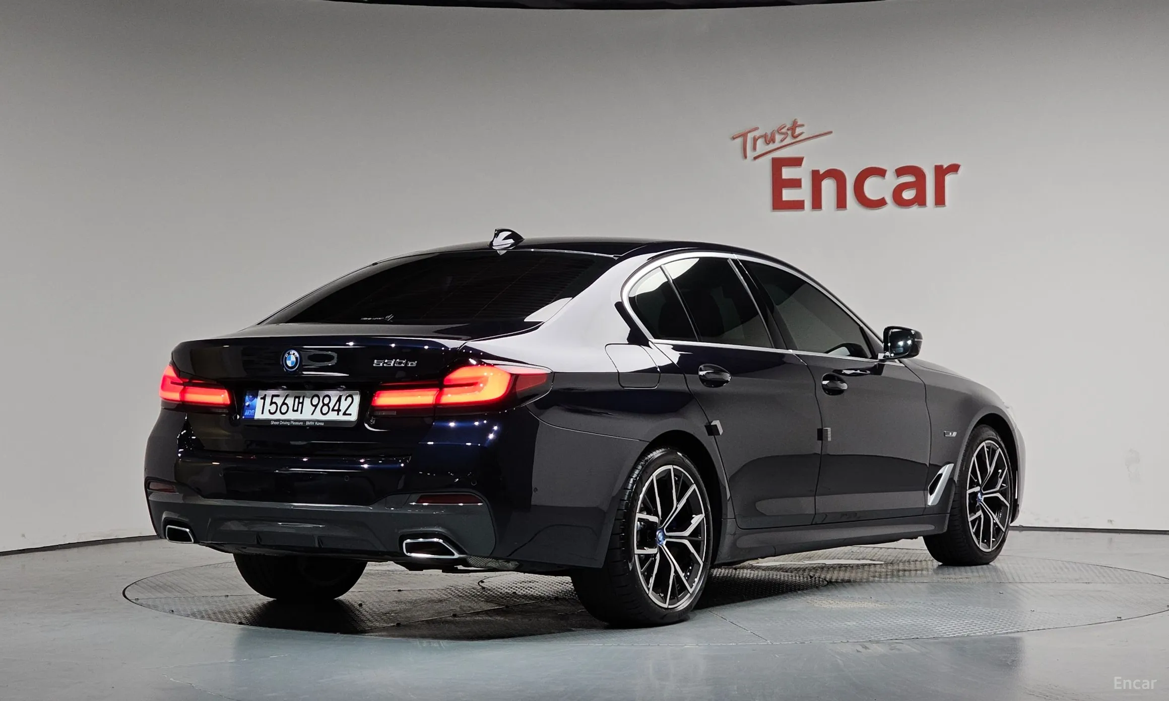 BMW 5 Series (G30)