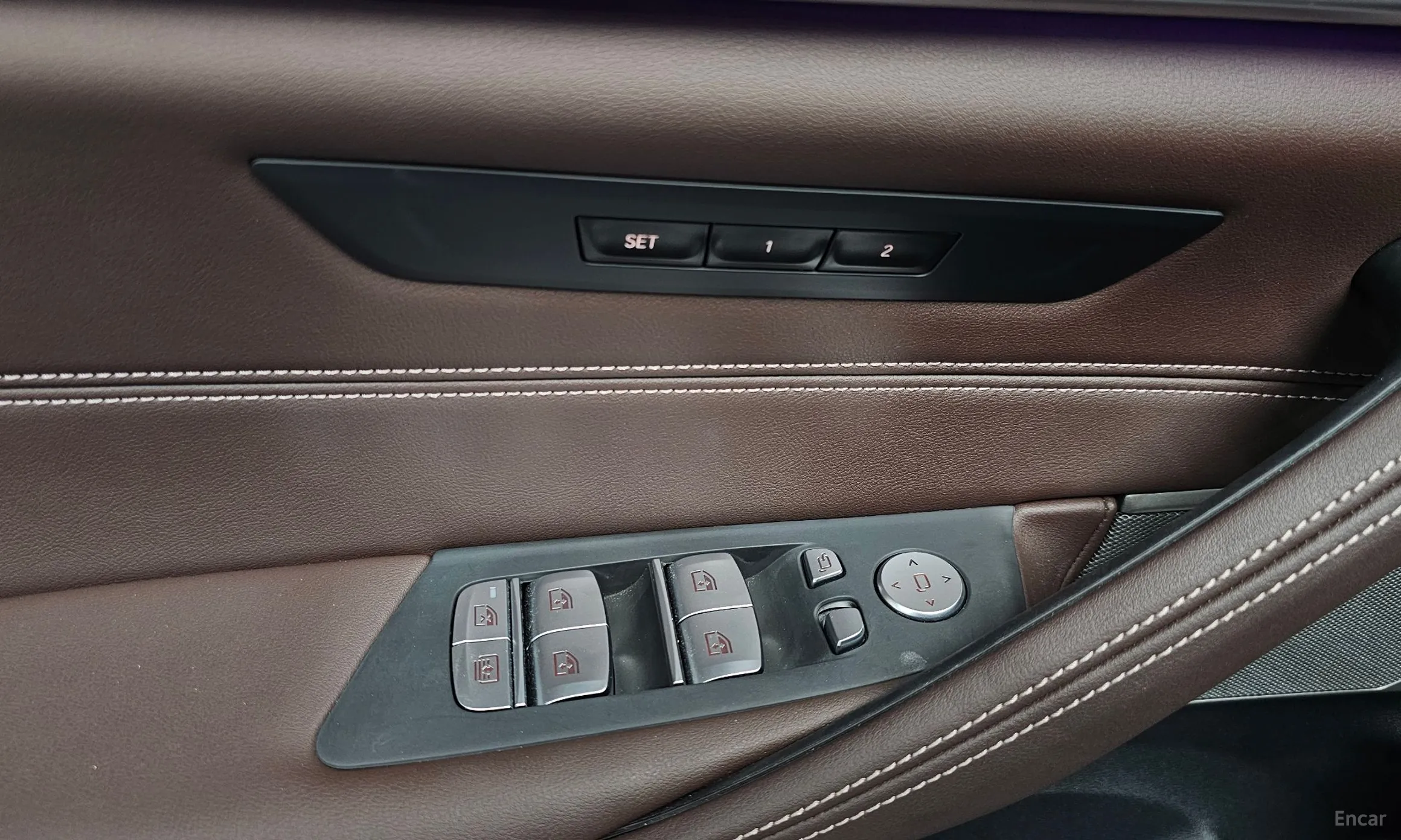 BMW 5 Series (G30) превью 20
