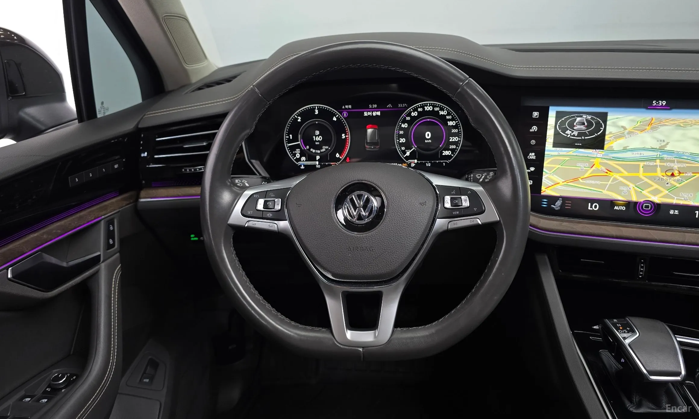 Volkswagen Touareg 3rd Generation превью 12