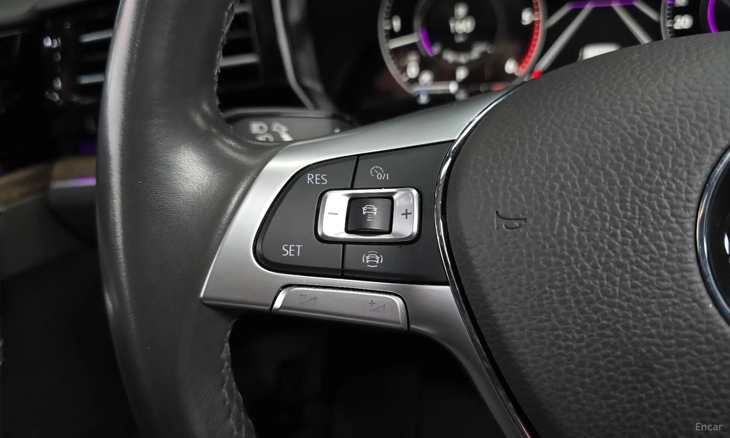 Volkswagen Touareg 3rd Generation превью 15