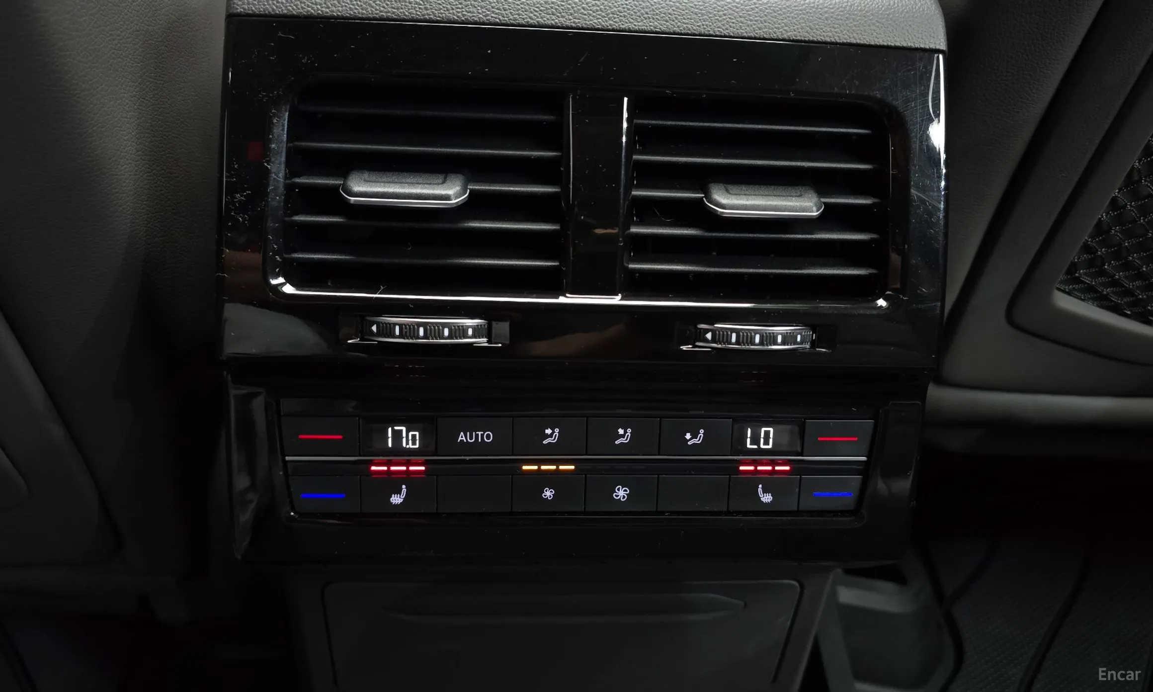 Volkswagen Touareg 3rd Generation превью 20