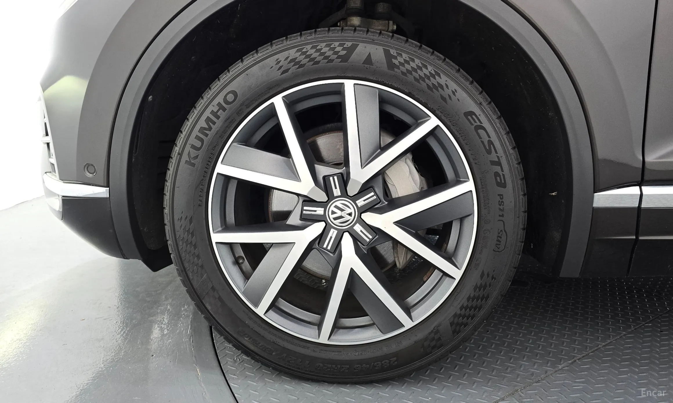 Volkswagen Touareg 3rd Generation превью 5