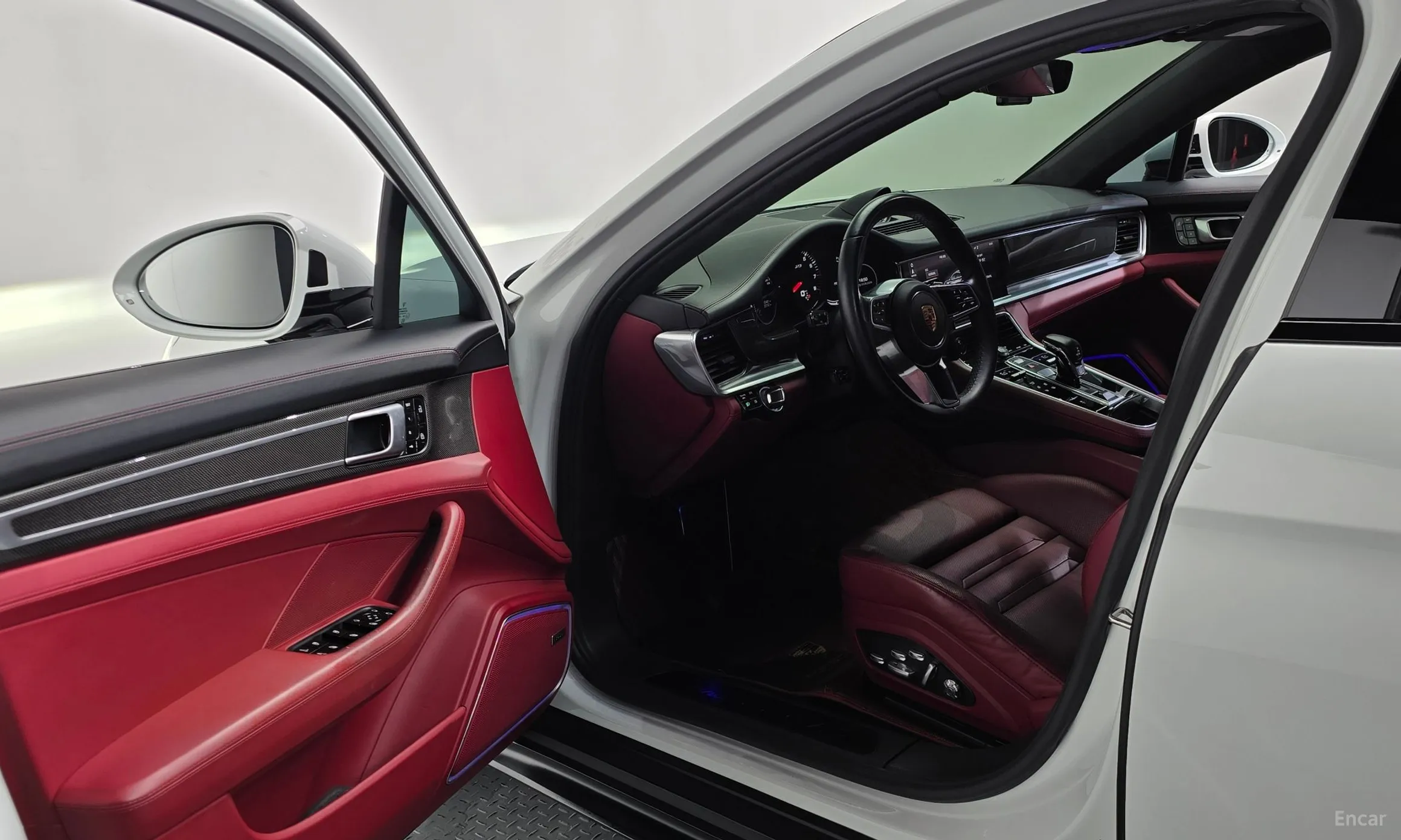 Porsche Panamera (971) превью 10