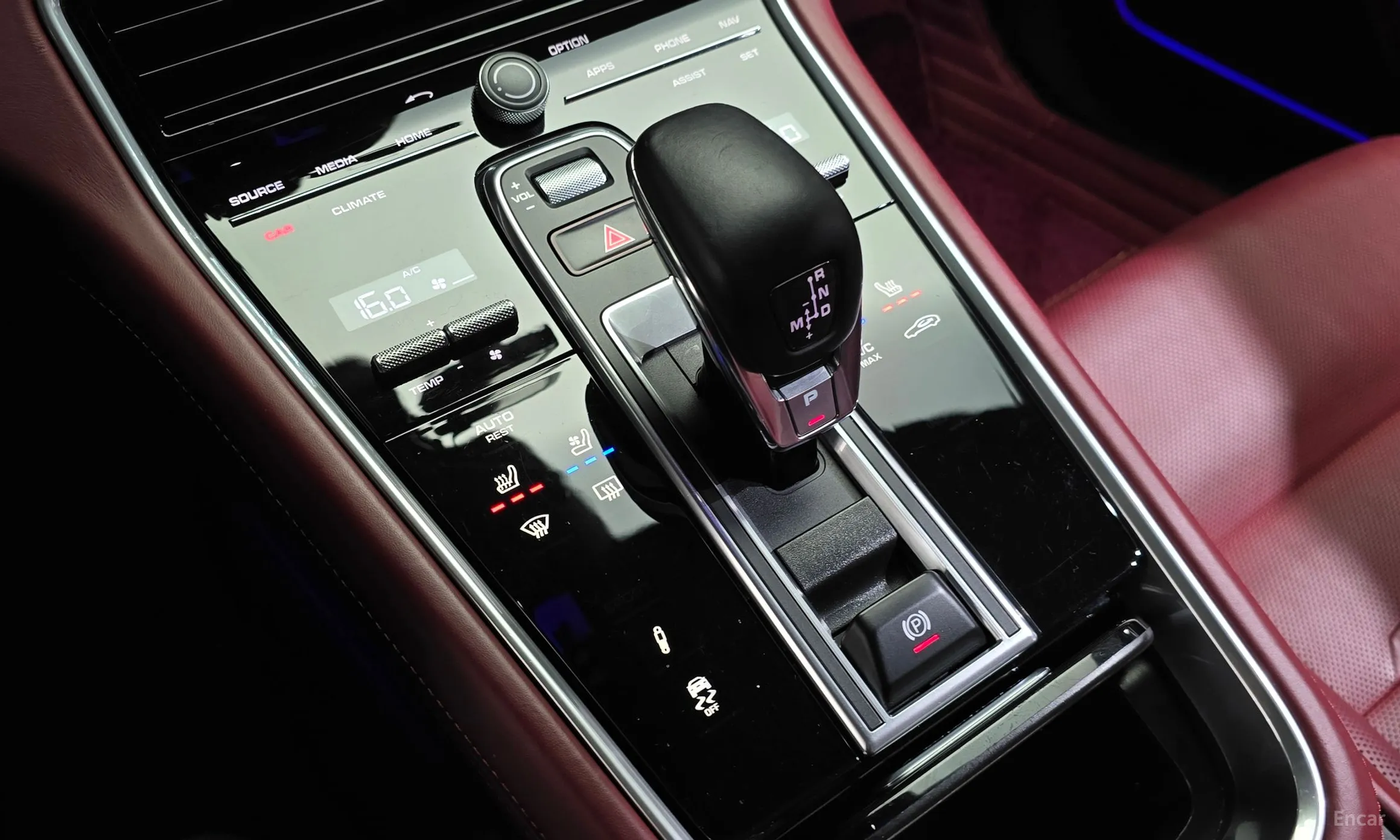 Porsche Panamera (971) превью 9