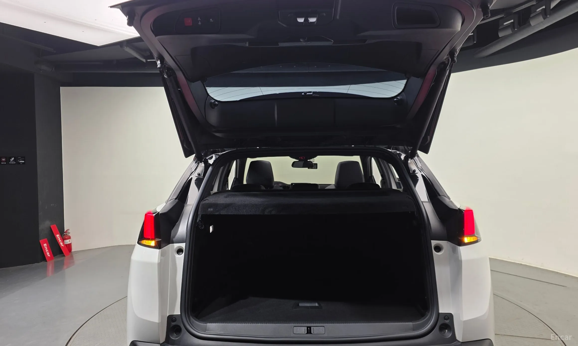 Peugeot 3008 2nd generation превью 20