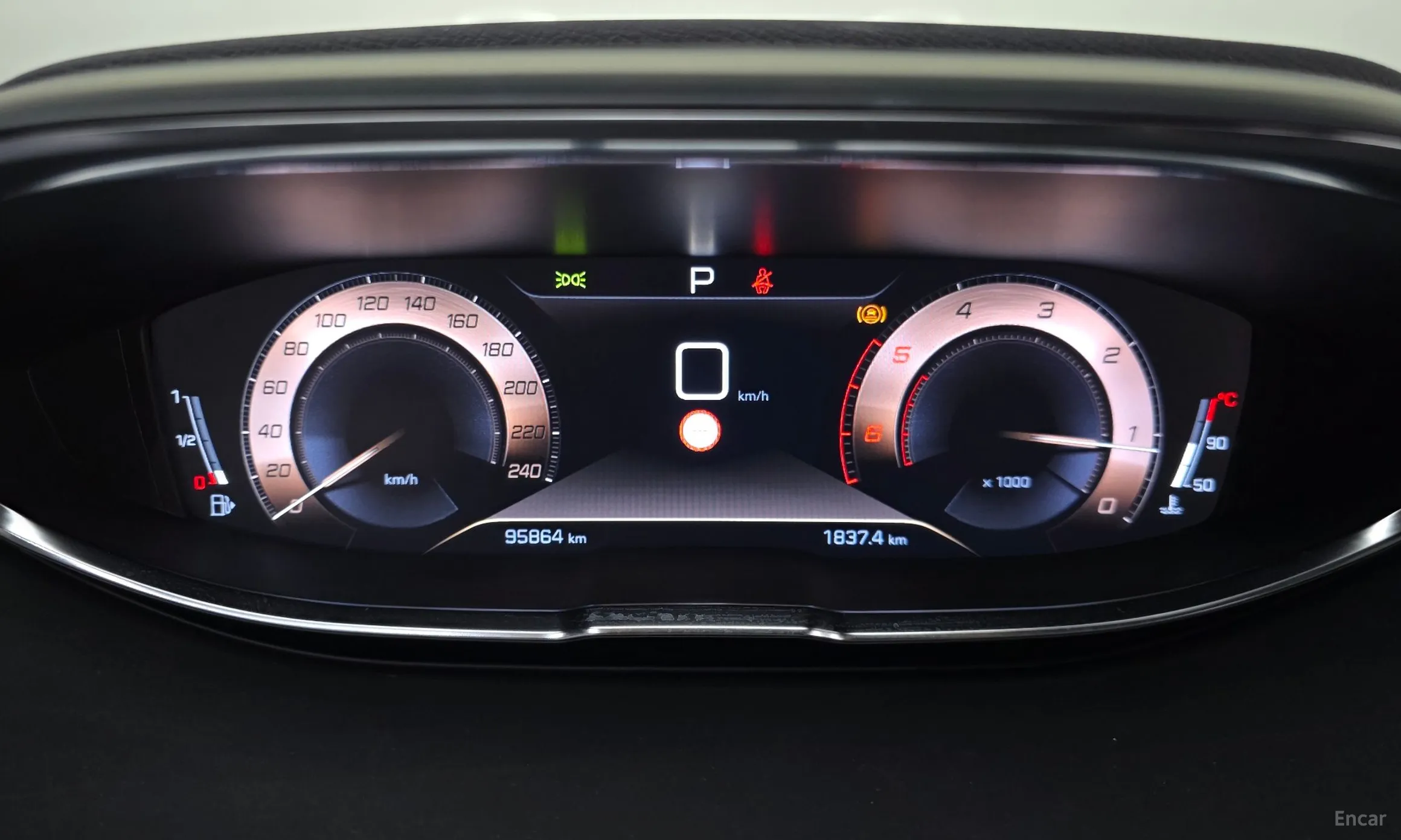 Peugeot 3008 2nd generation превью 8