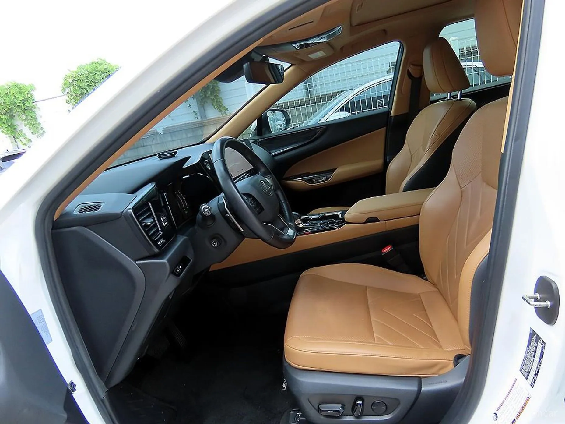 Lexus NX350h Gen 2 превью 5