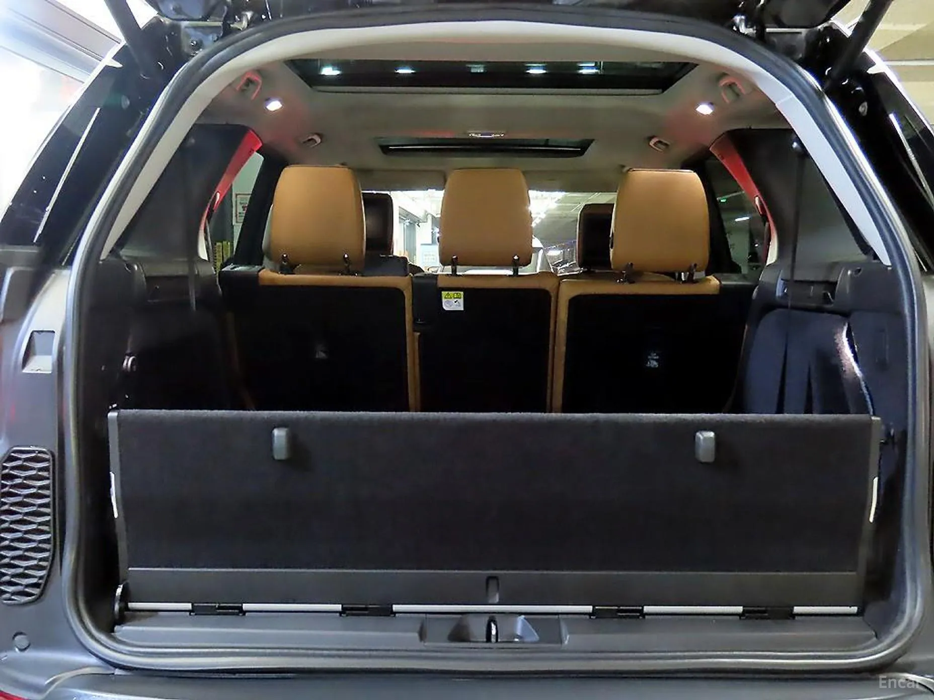 Land Rover Discovery 5 превью 17