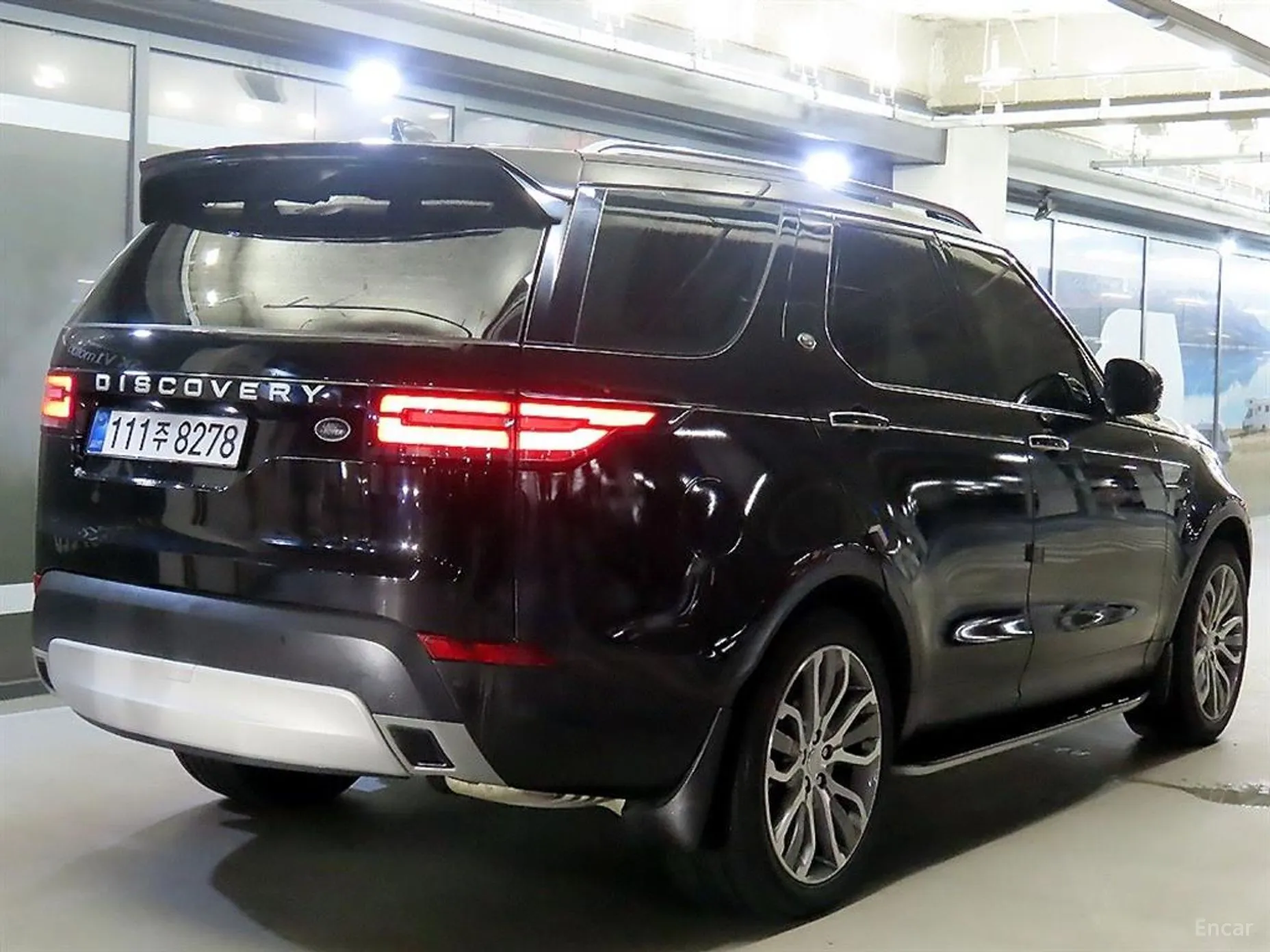 Land Rover Discovery 5 превью 4
