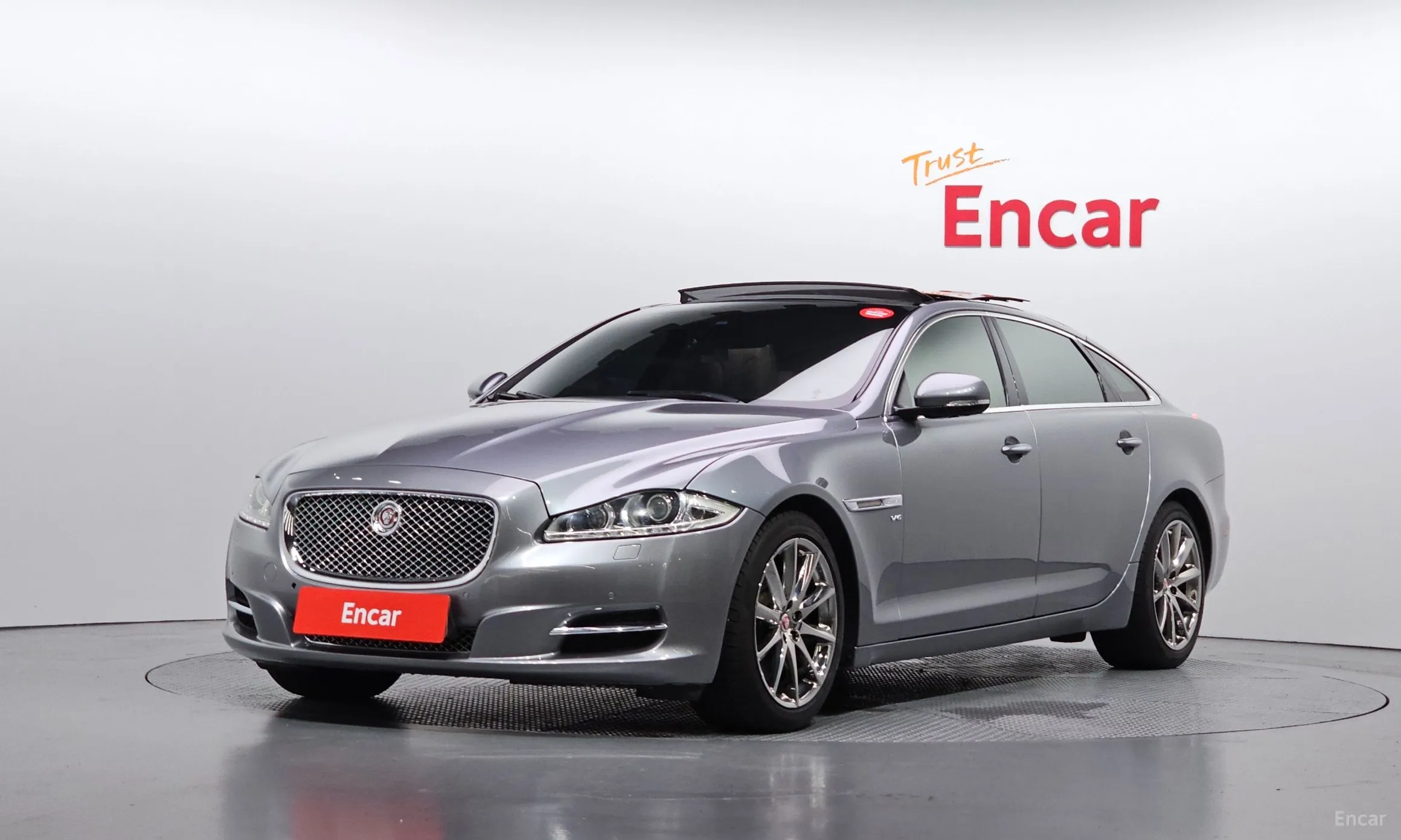 Jaguar All New XJ