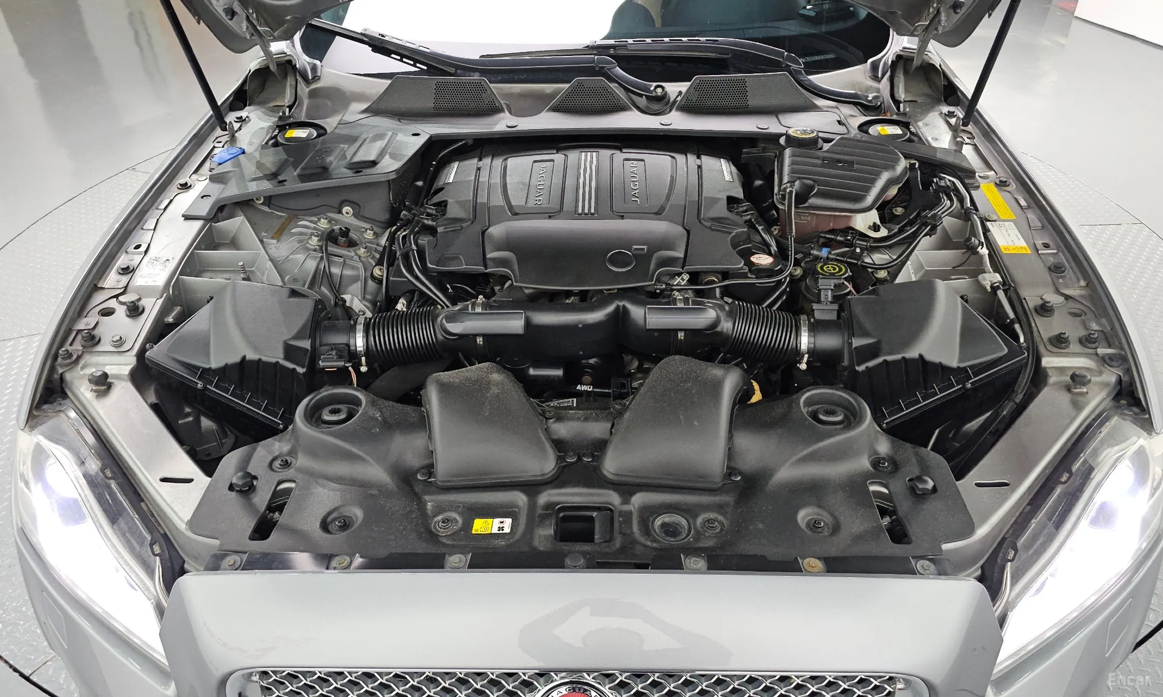 Jaguar All New XJ превью 6