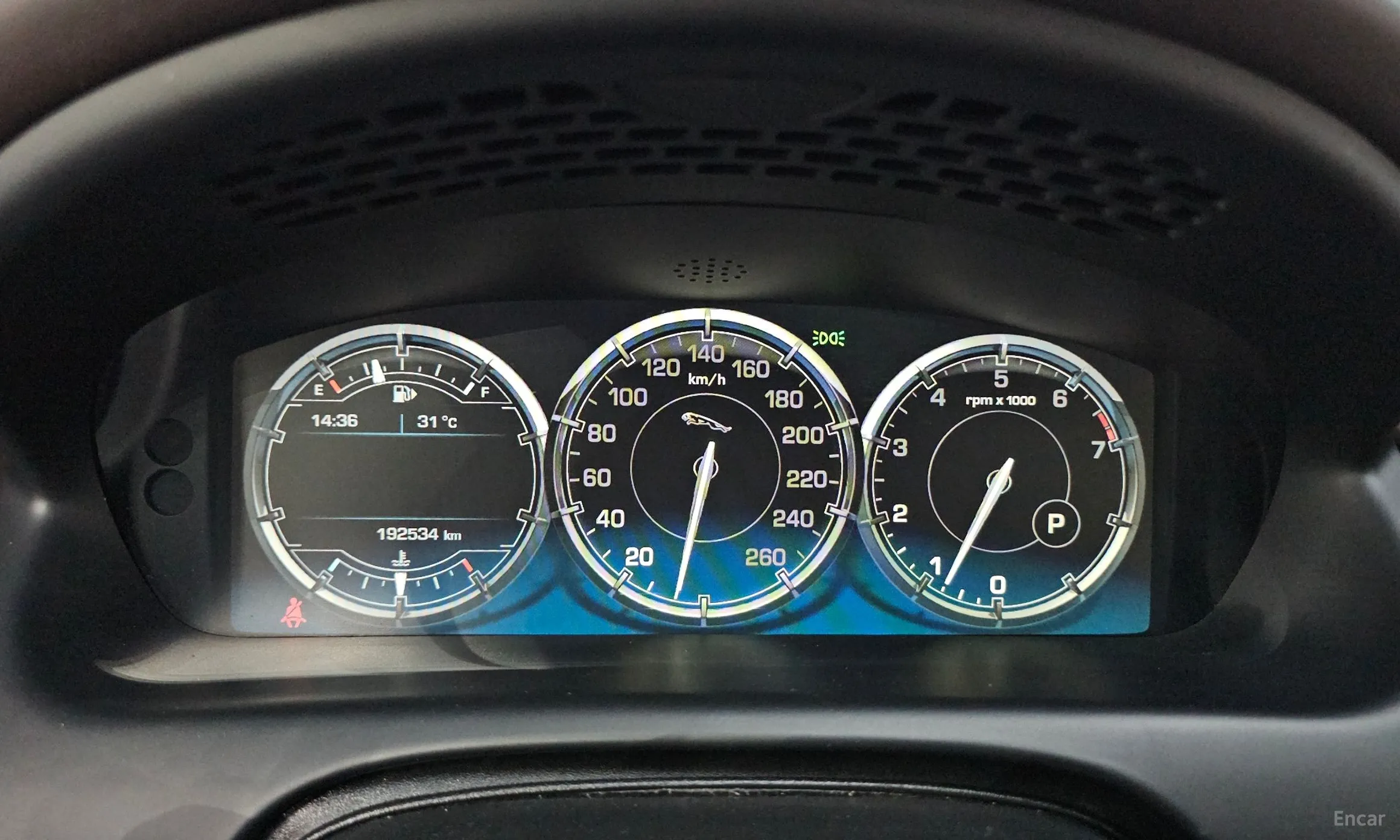 Jaguar All New XJ превью 8