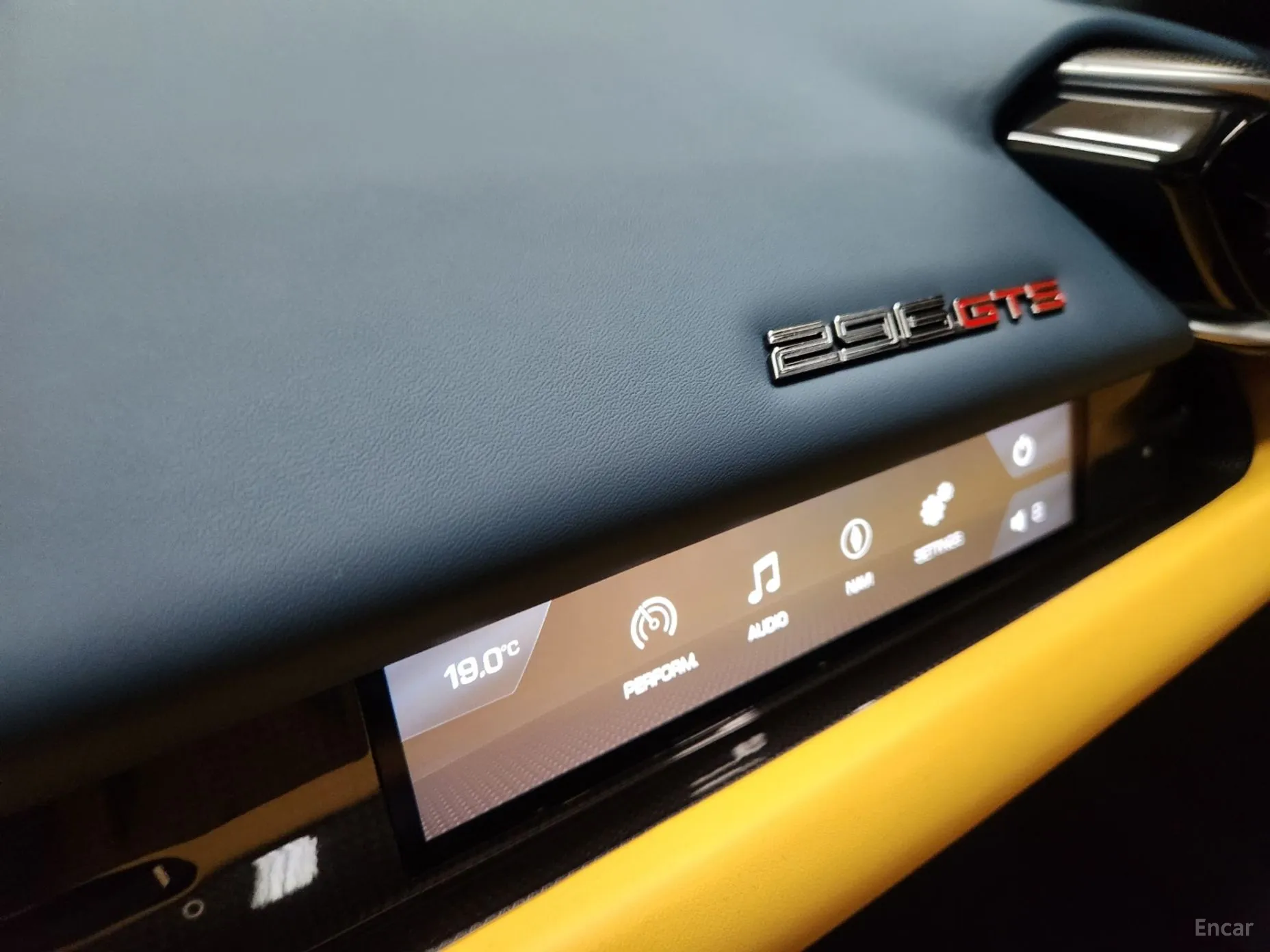 Ferrari 296 GTS превью 16