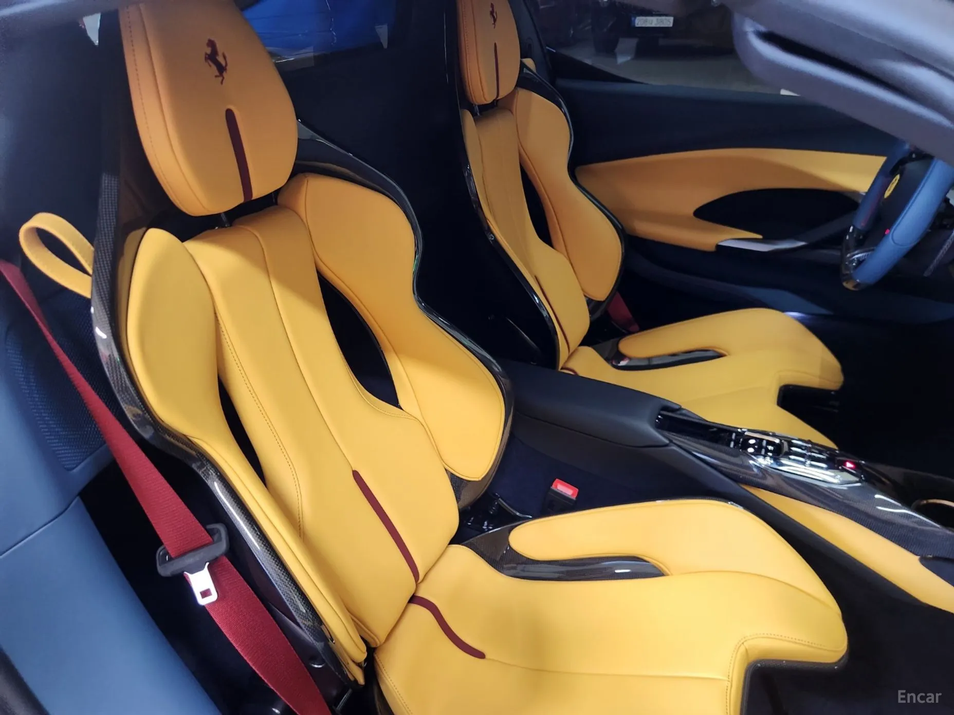 Ferrari 296 GTS превью 19