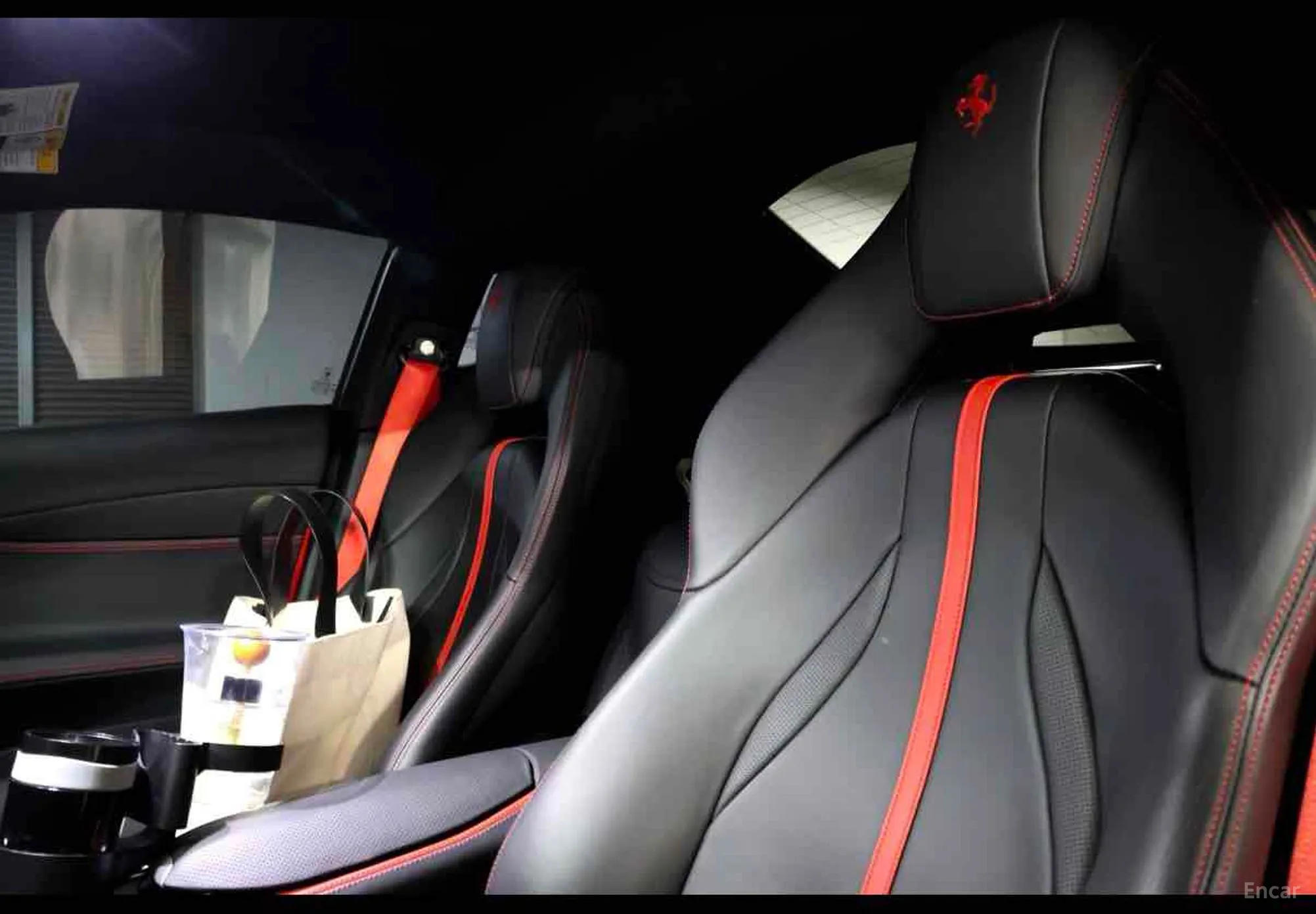 Ferrari 812 Superfast превью 10
