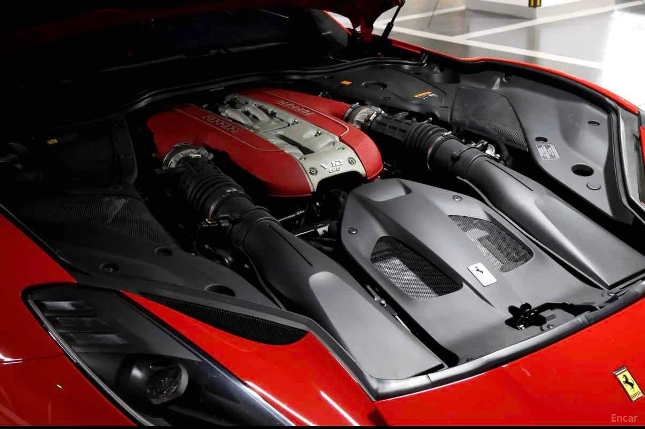Ferrari 812 Superfast превью 6