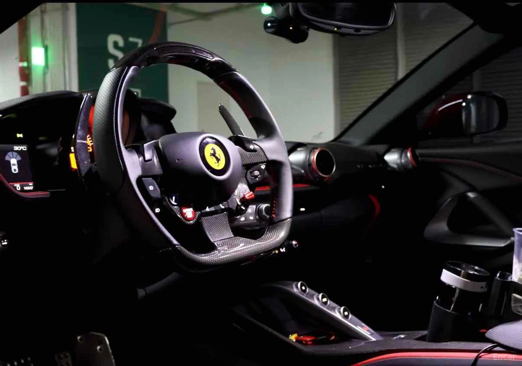 Ferrari 812 Superfast превью 7