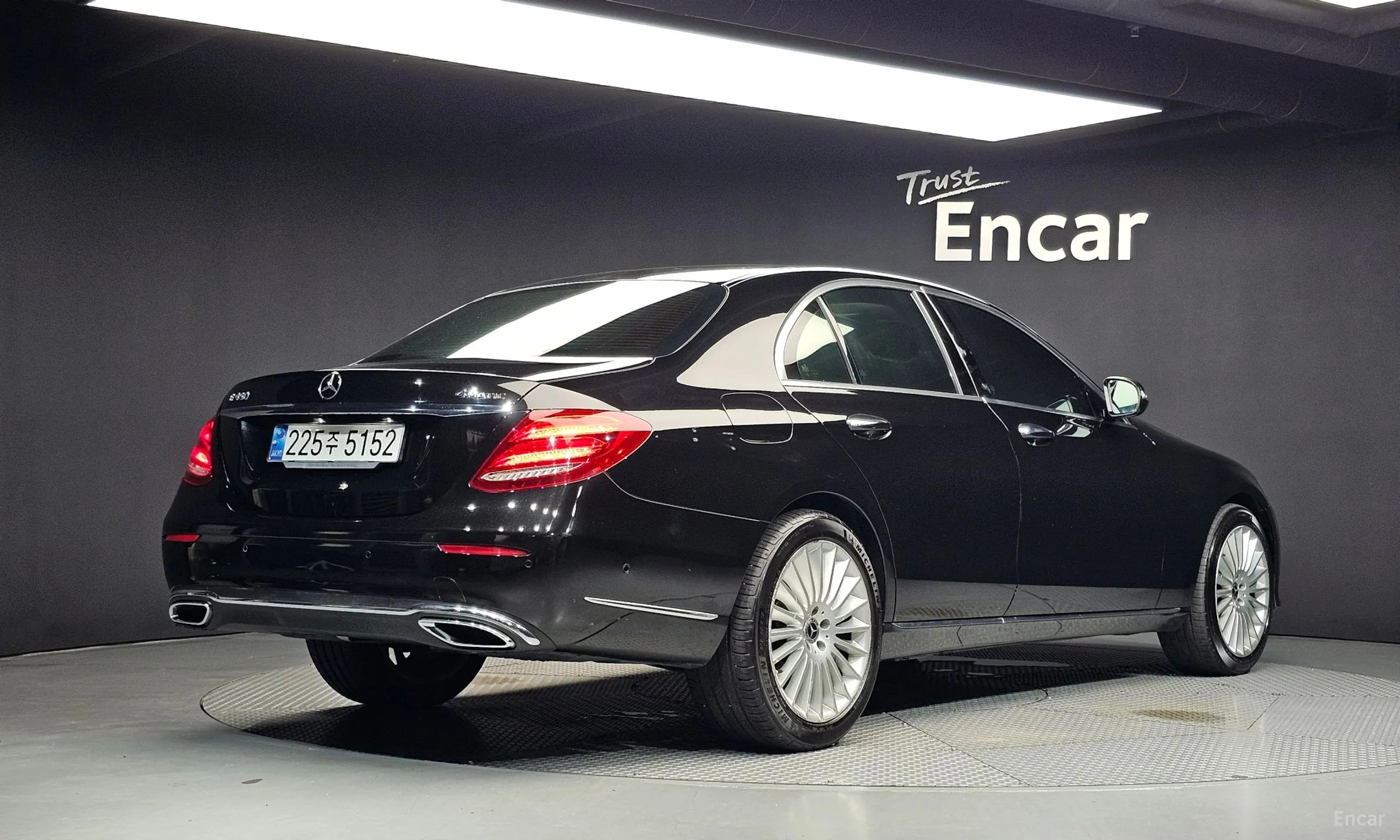 Mercedes Benz E-Class W213
