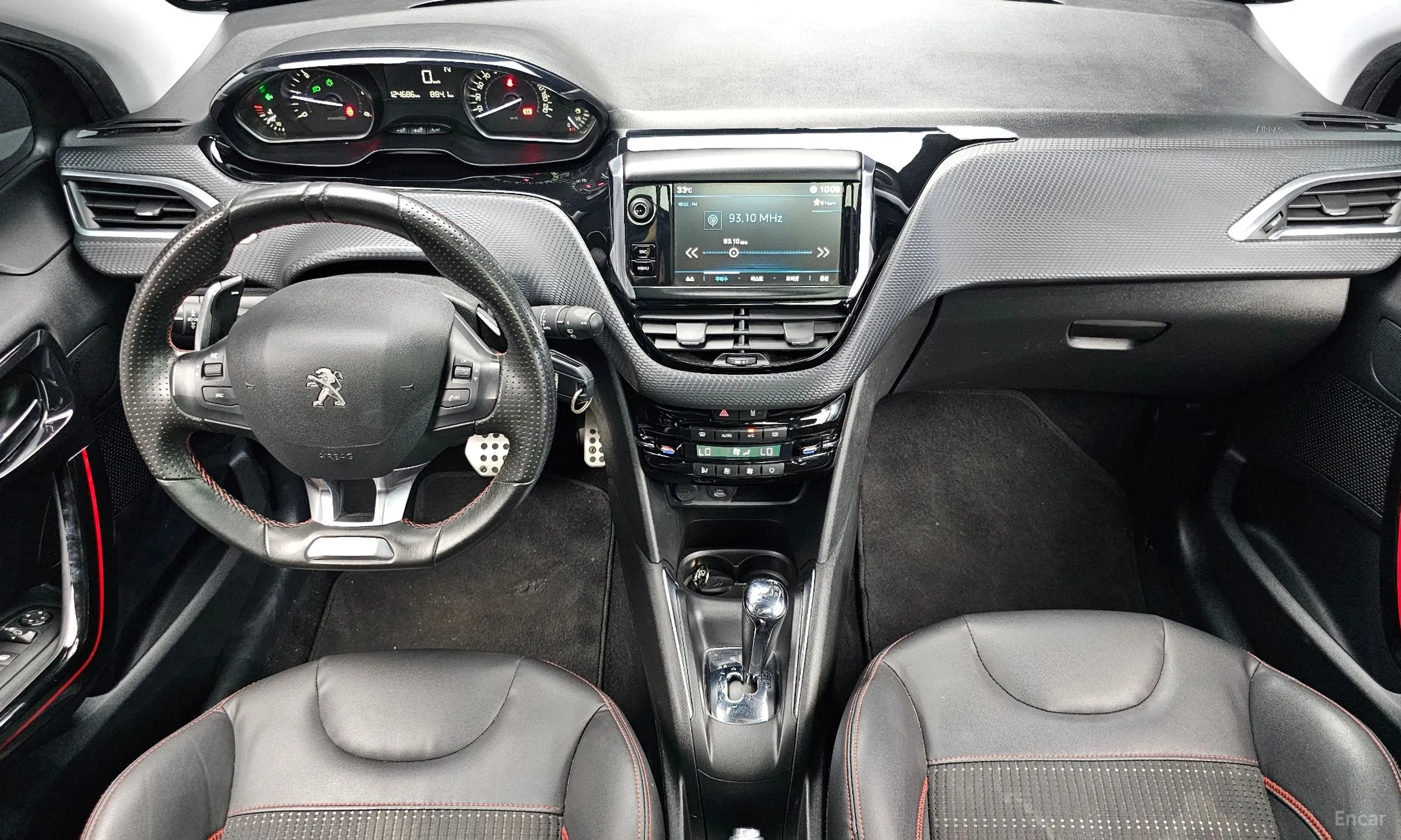 Peugeot 208 превью 7