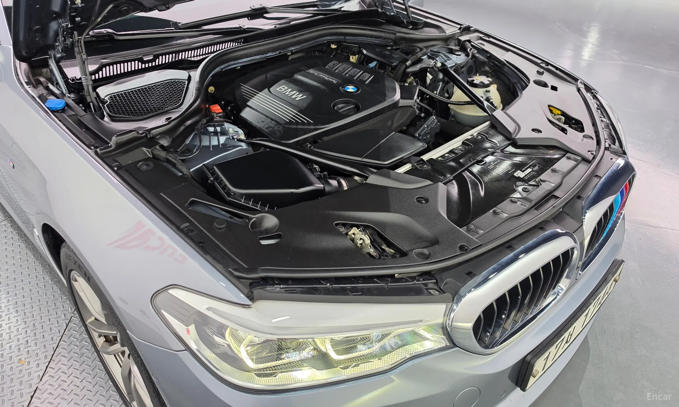 BMW 5 Series (G30) превью 6