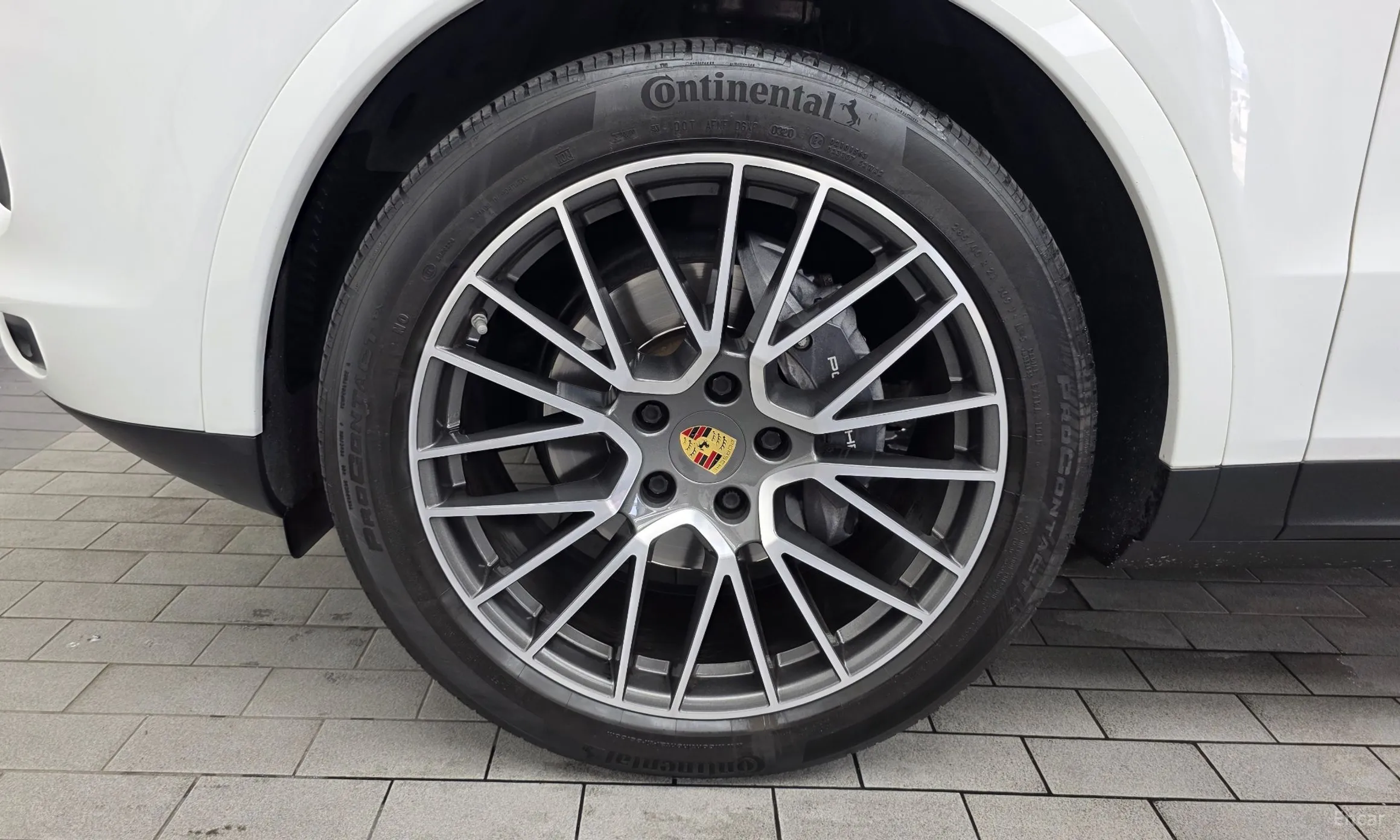 Porsche Cayenne (PO536) превью 5