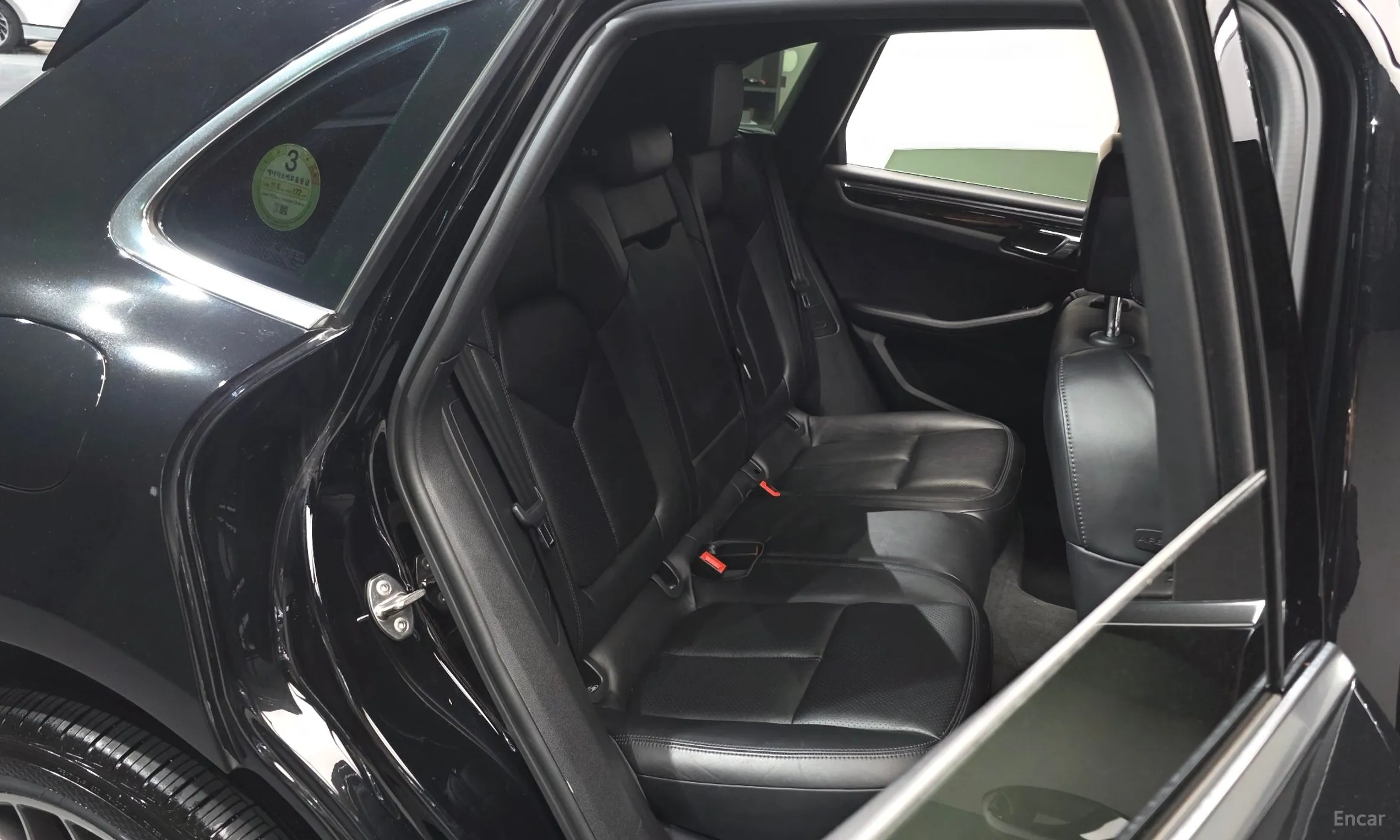 Porsche Macan превью 12