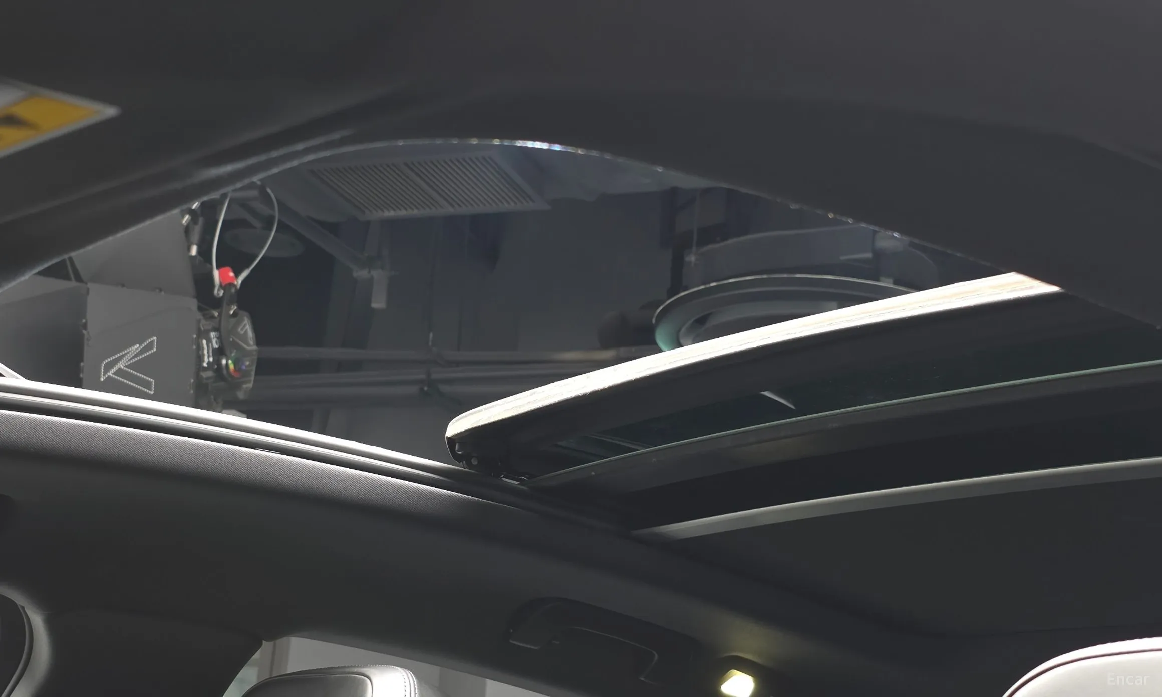 Porsche Macan превью 18