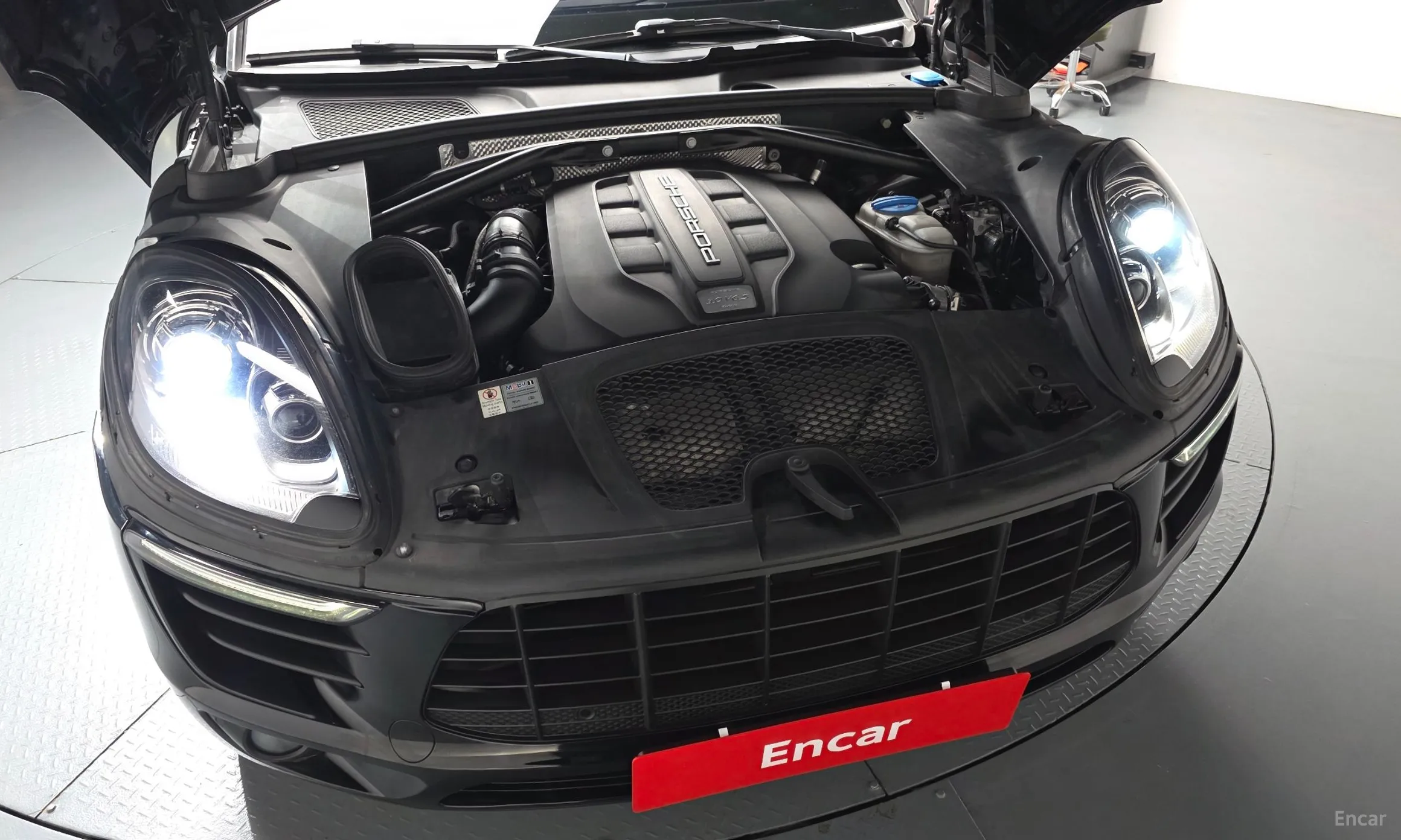 Porsche Macan превью 6