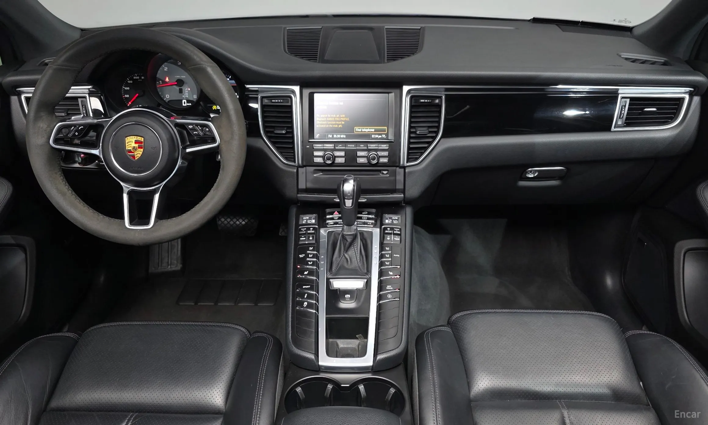 Porsche Macan превью 7