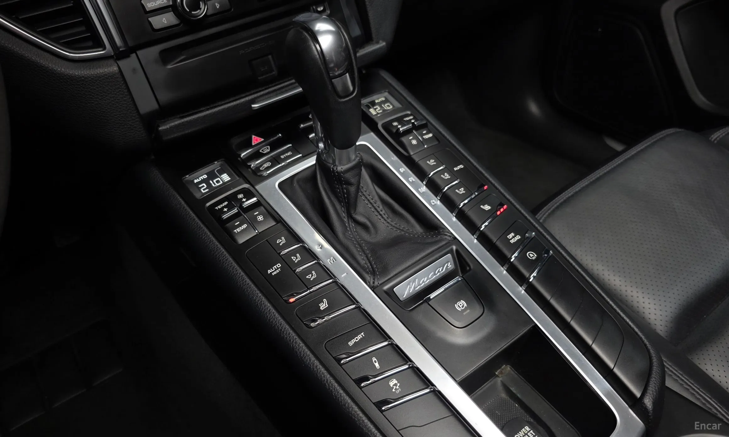 Porsche Macan превью 9