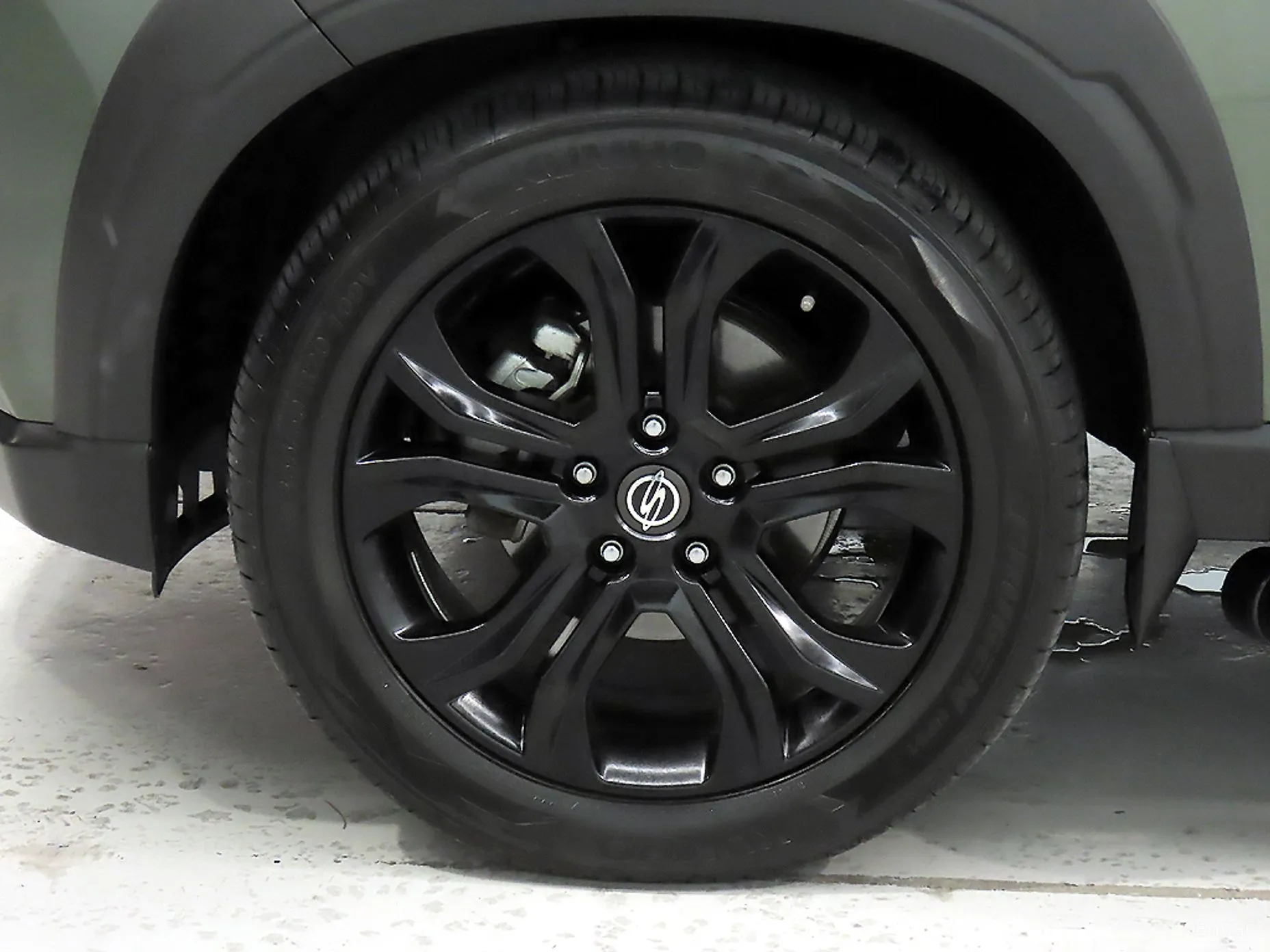 KG Mobility (SsangYong) Rexton Sports превью 5