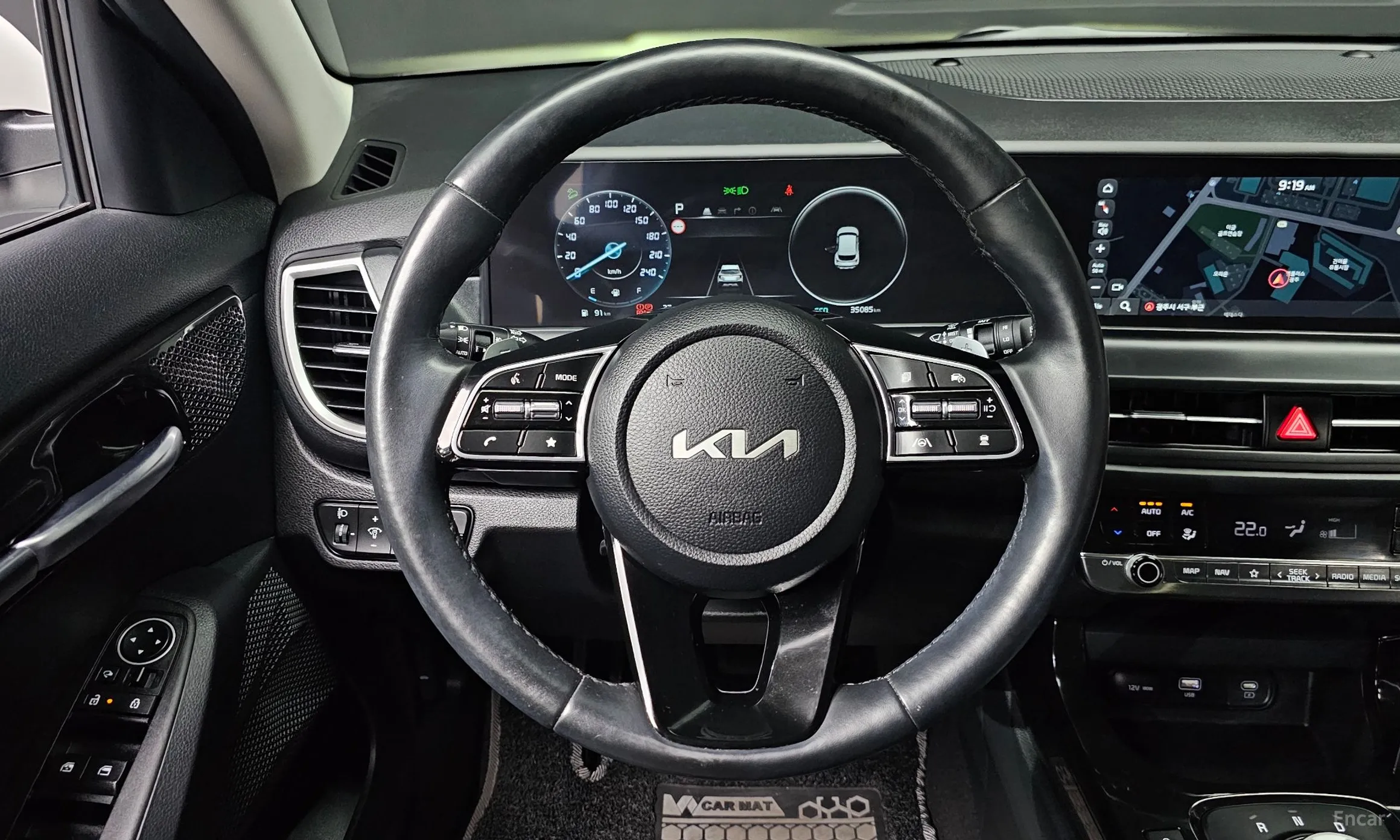 Kia Seltos превью 13
