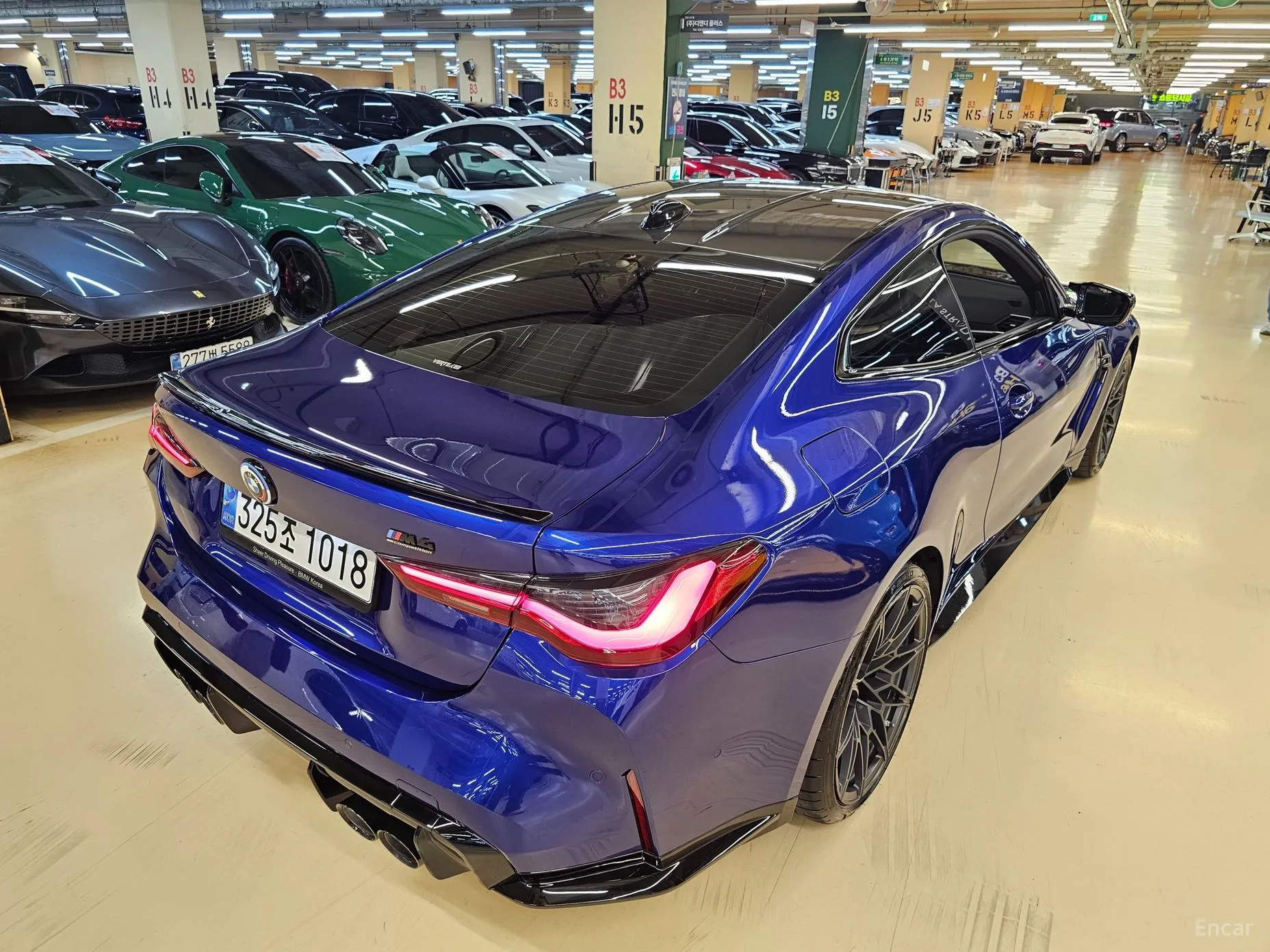 BMW M4 (G82)