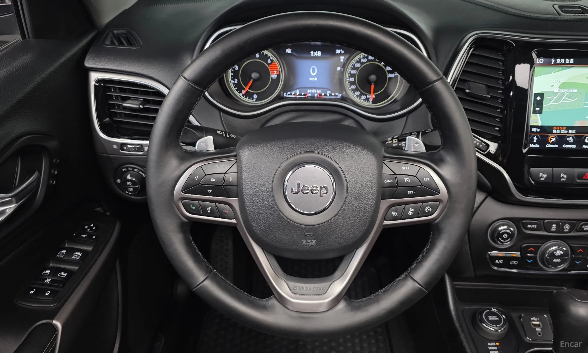 Jeep Cherokee (KL) превью 14